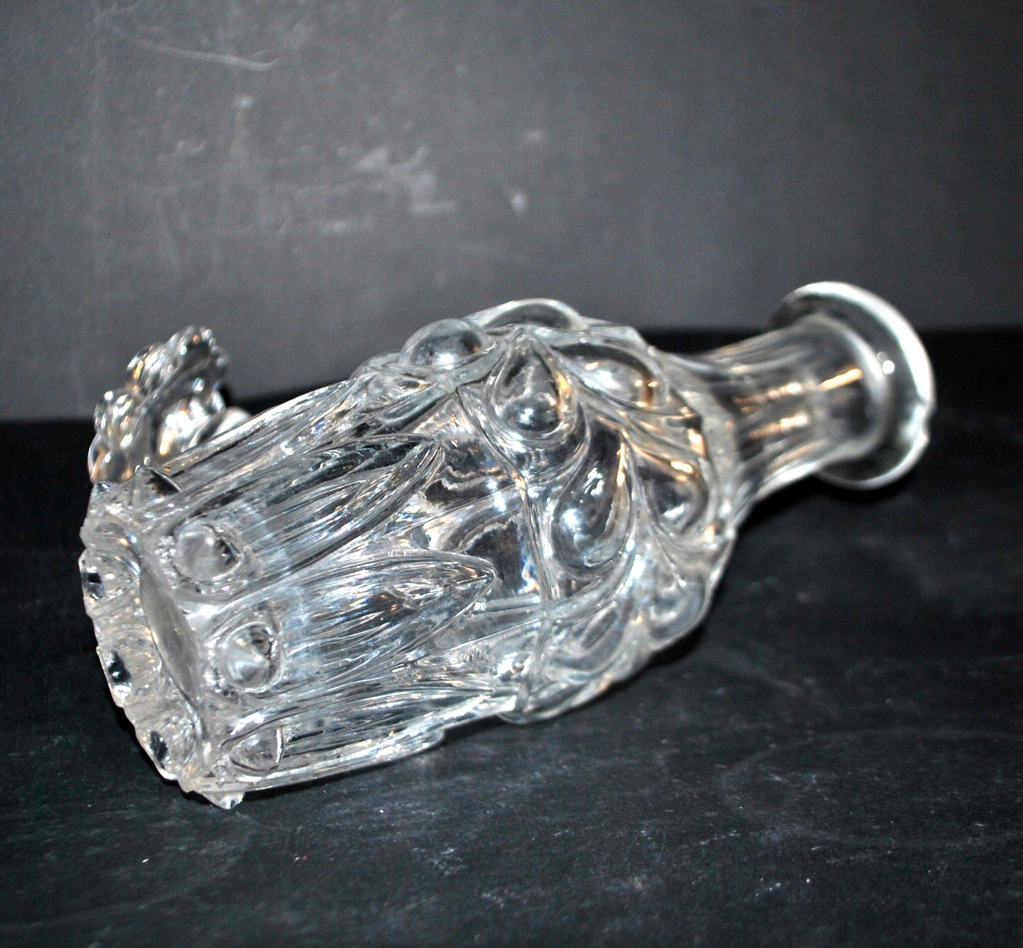 Cut crystal liqueur carafe Laurier Saint-Louis 1840
