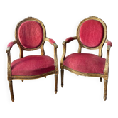 Paire de fauteuils médaillon Louis XVI