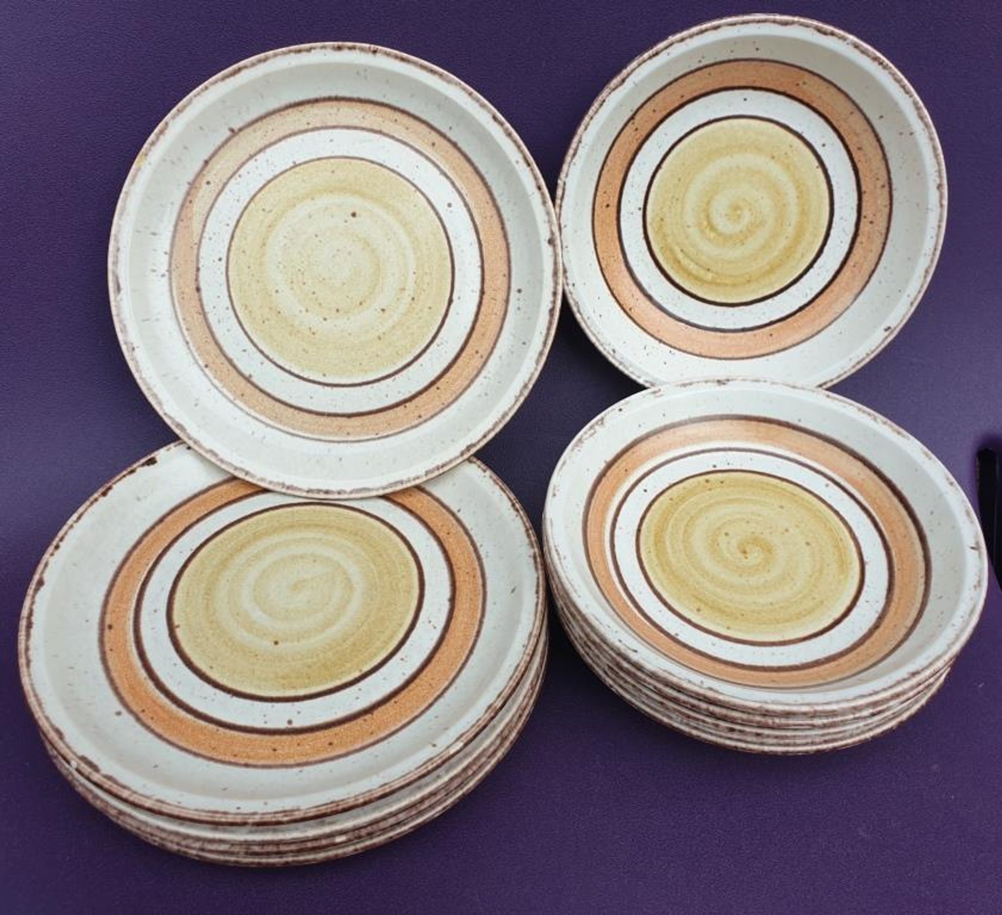Set 11 plates Gien France model Etna spirals bohemian retro 1970