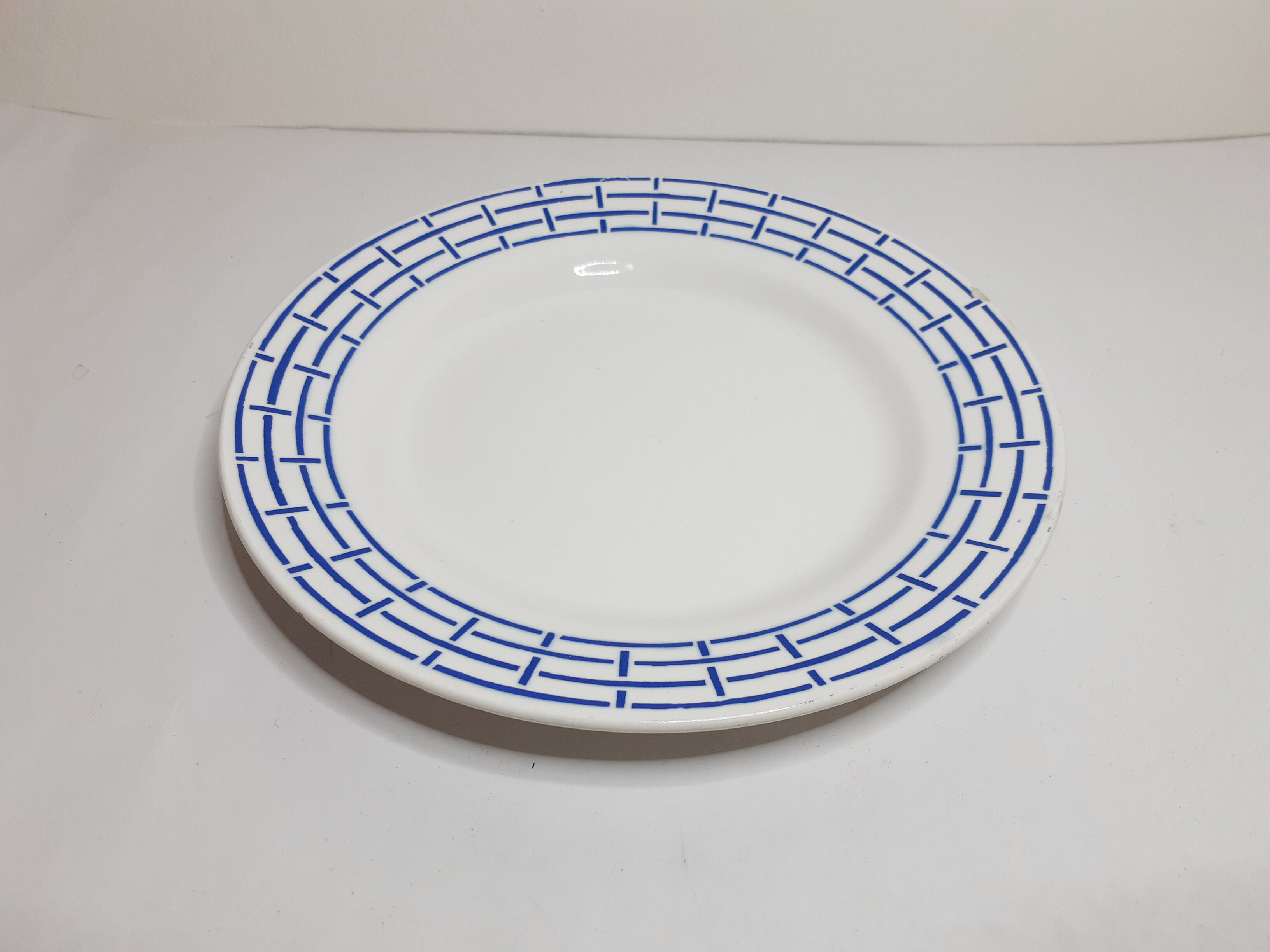 Flat faience plate by Digoin Sarreguemines , "Digne"