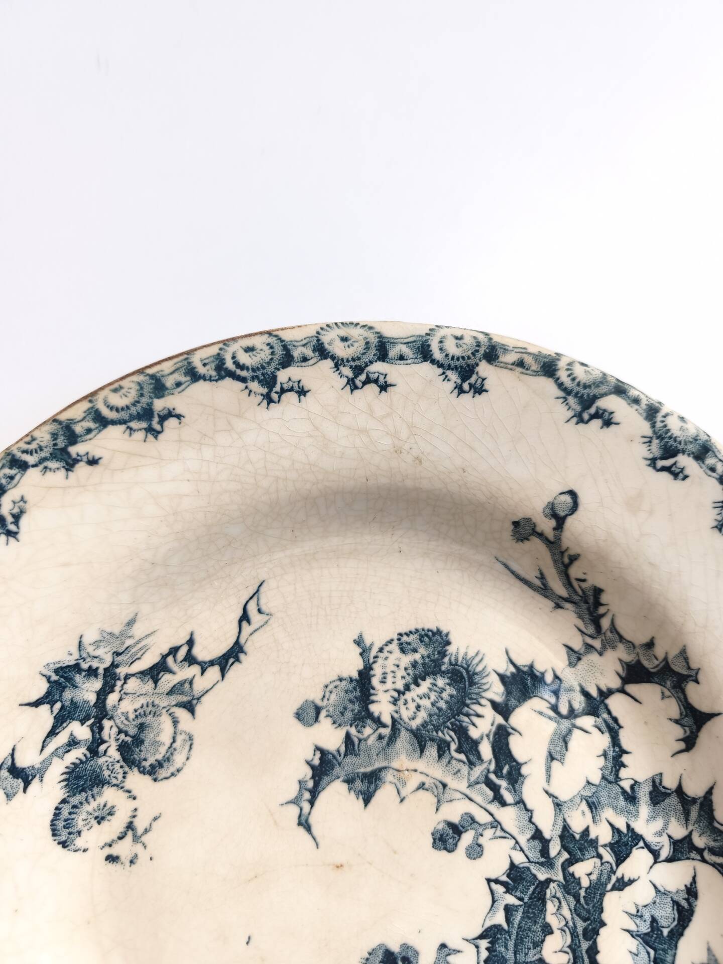 Vintage decorative plate, Gien Chardon bleu model, ironstone.