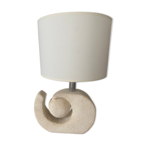 Lampe en pierre du Gard