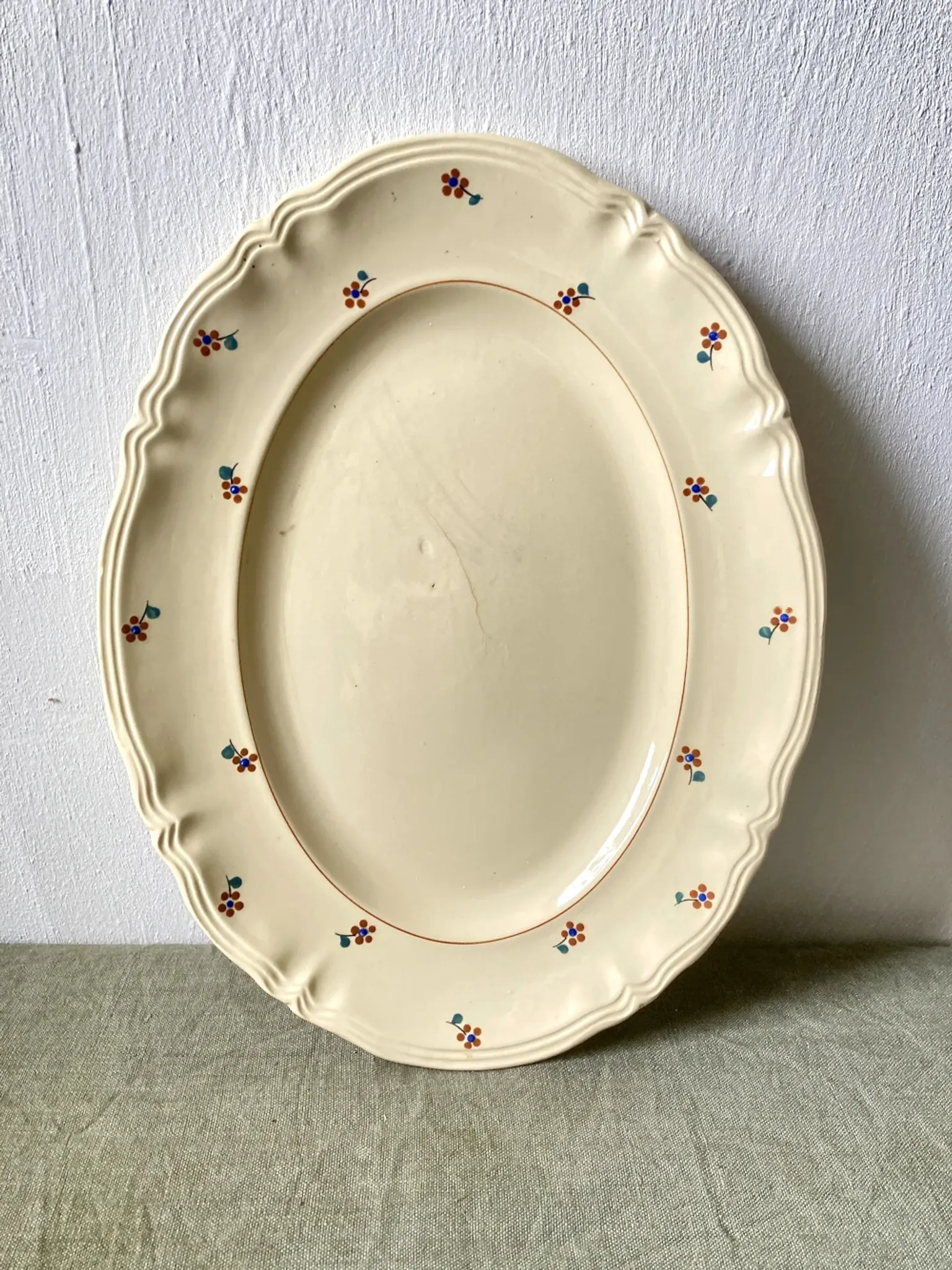 Set of three serving dishes Digoin Sarreguemines, Arromanches, around 1950