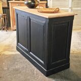 Antique counter