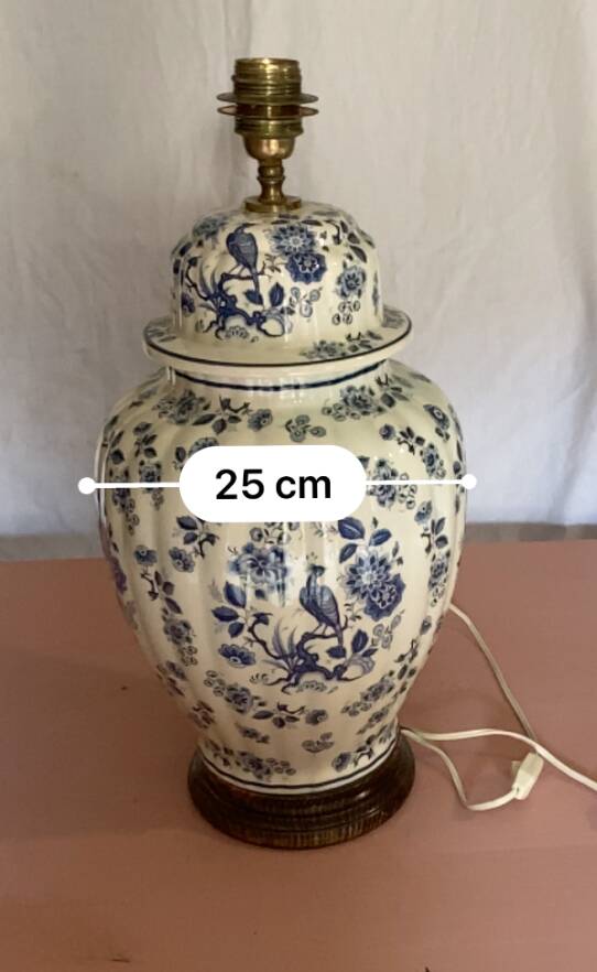 Moustier blue bird lamp and lampshade