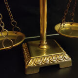 English brass scale of the 1940s