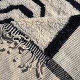 Berber rug natural wool Morocco 3 x 2 m