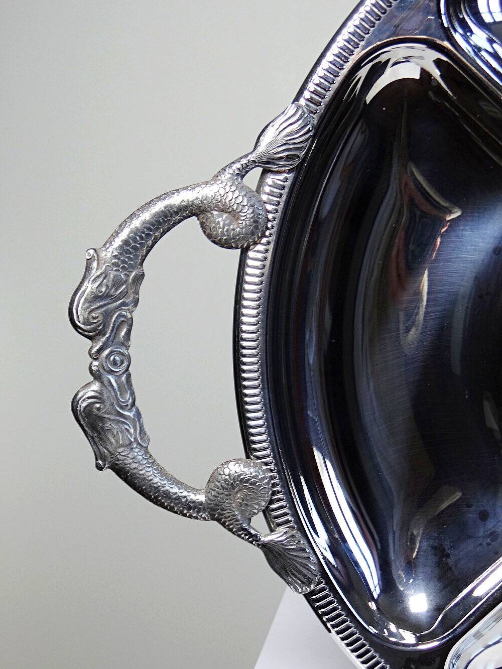 Large serving platter for hors d'oeuvres Jean Couzon in 18/10 stainless steel, 5 compartments.