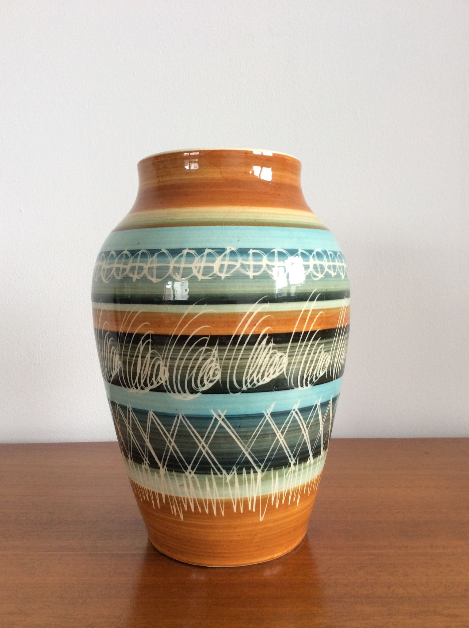 Vase vintage en céramique signé Rumney Wales