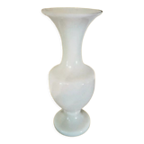 Vase en opaline