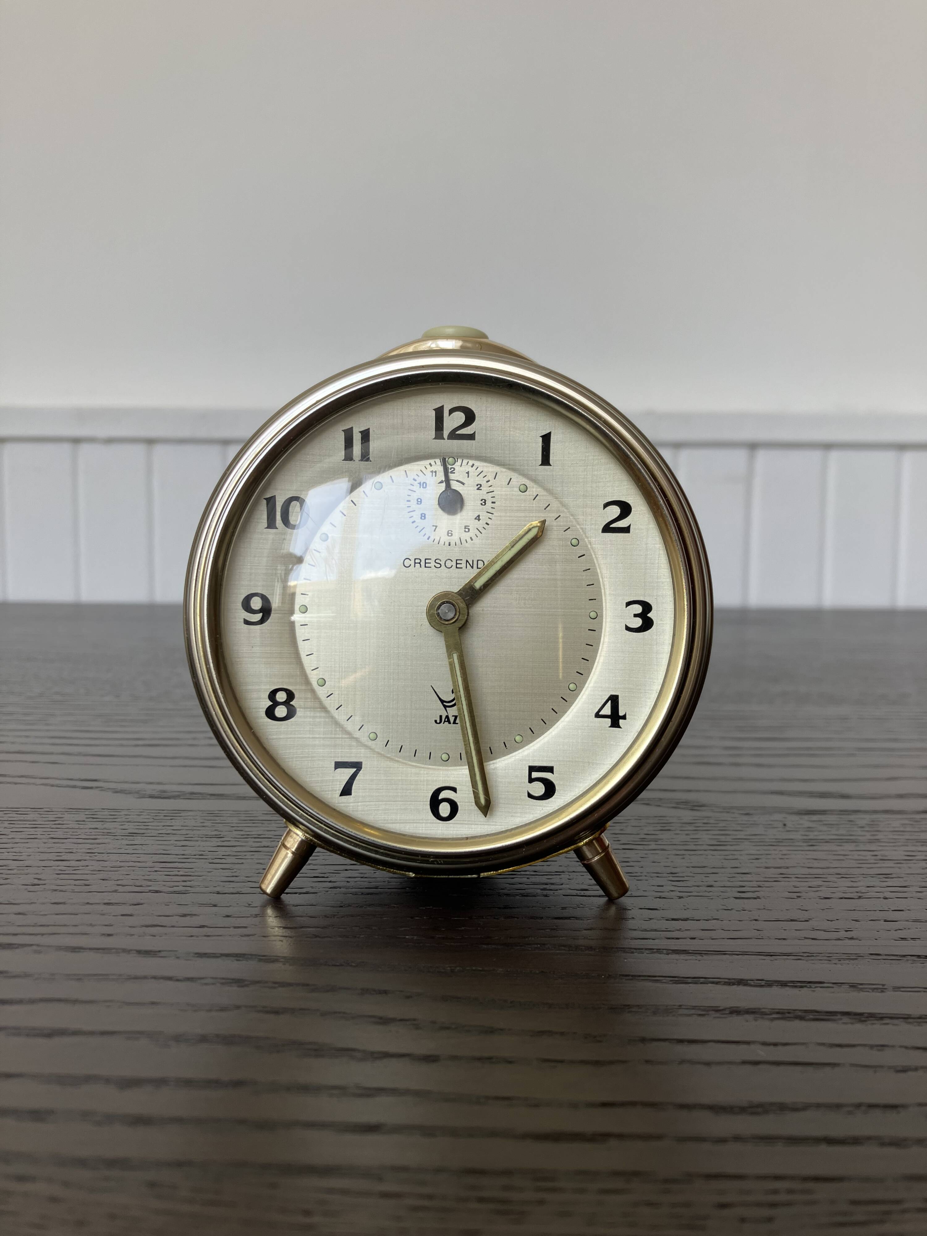 Cream and gold Jaz Crescendo alarm clock