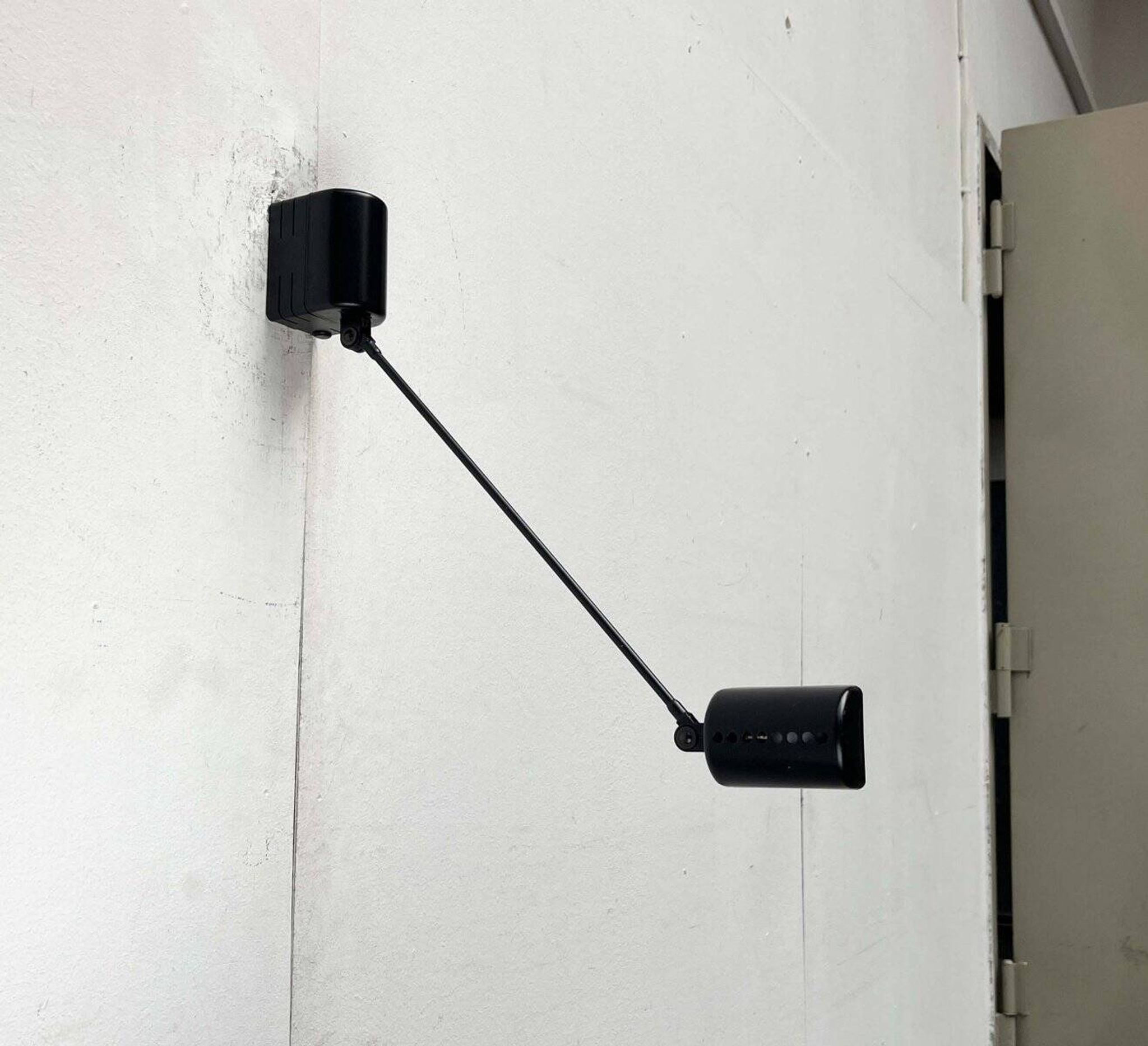 Classic Vintage Italian wall lamp Daphinette by Tommaso Cimini for Lumina, 1980s.