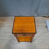 Table de chevet en merisier