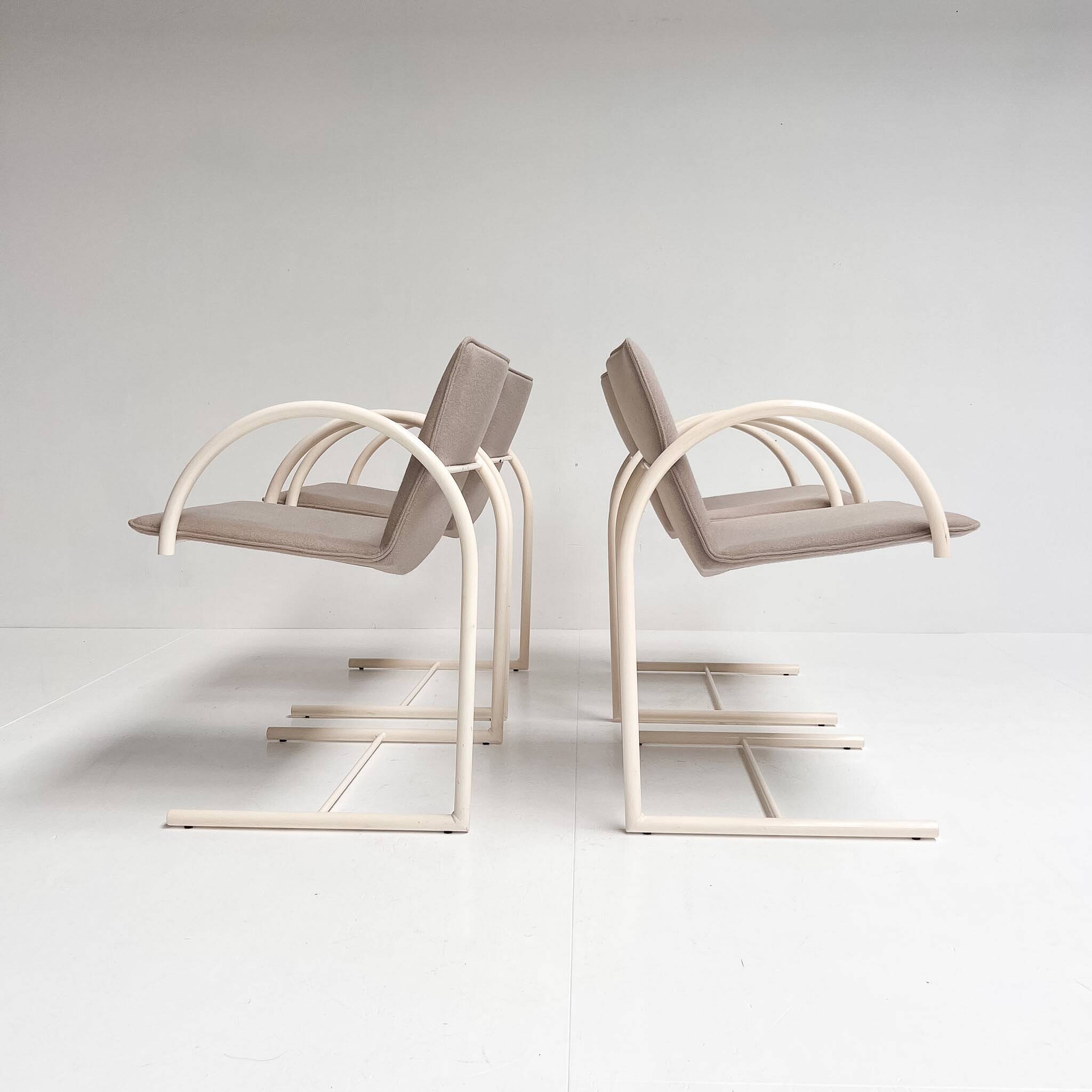 Set of 4 Circle chairs by Boonzaaijer for Metaform, 1980s