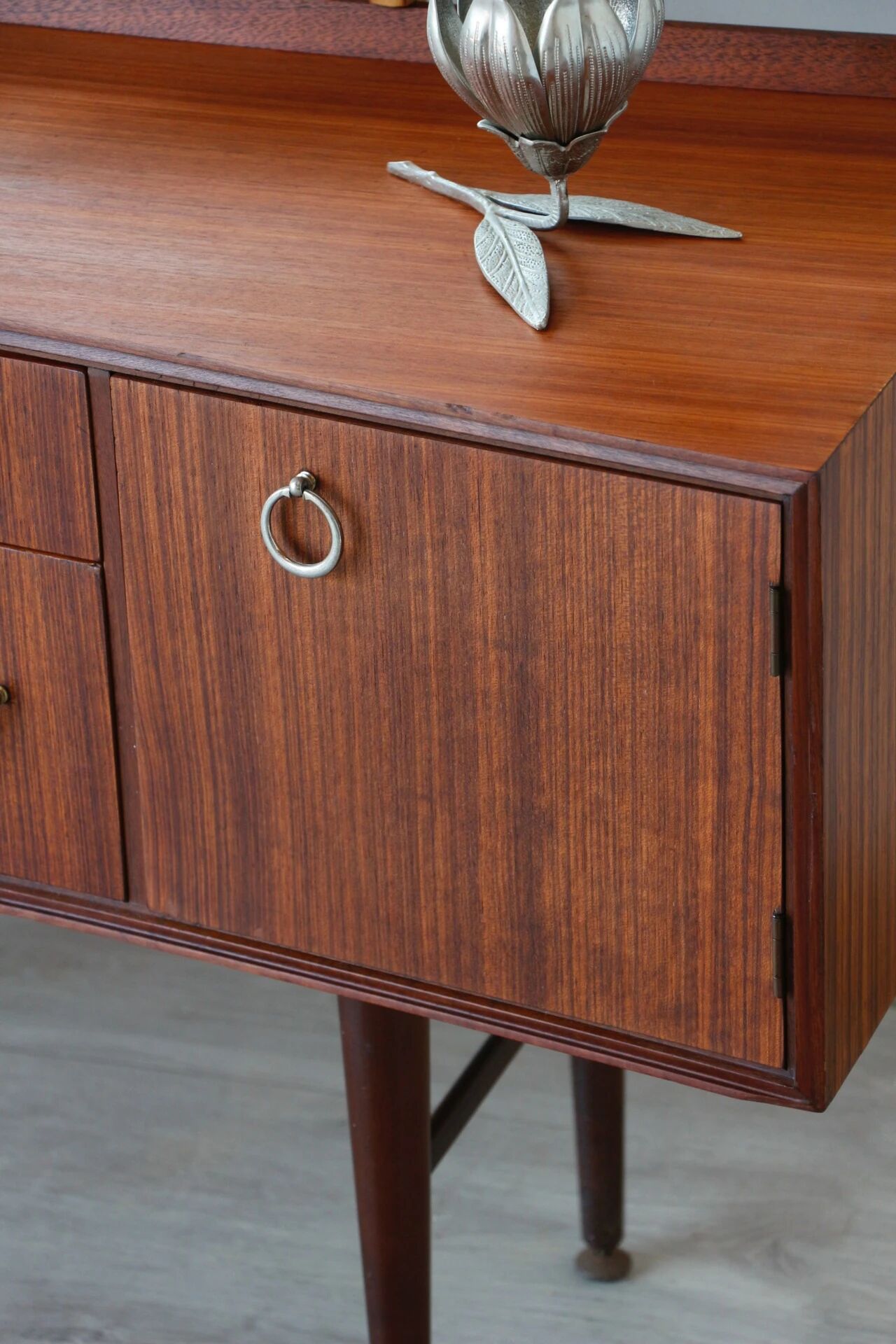 Coiffeuse vintage mid-century en teck (Meredew)