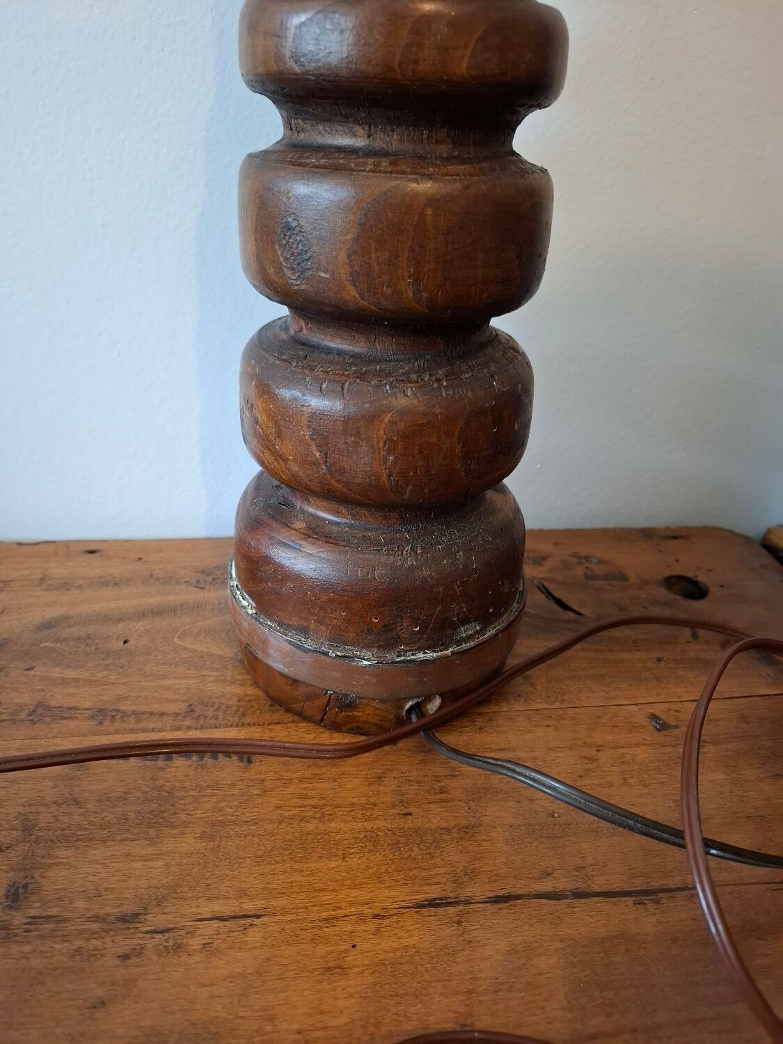 Wooden lamp base