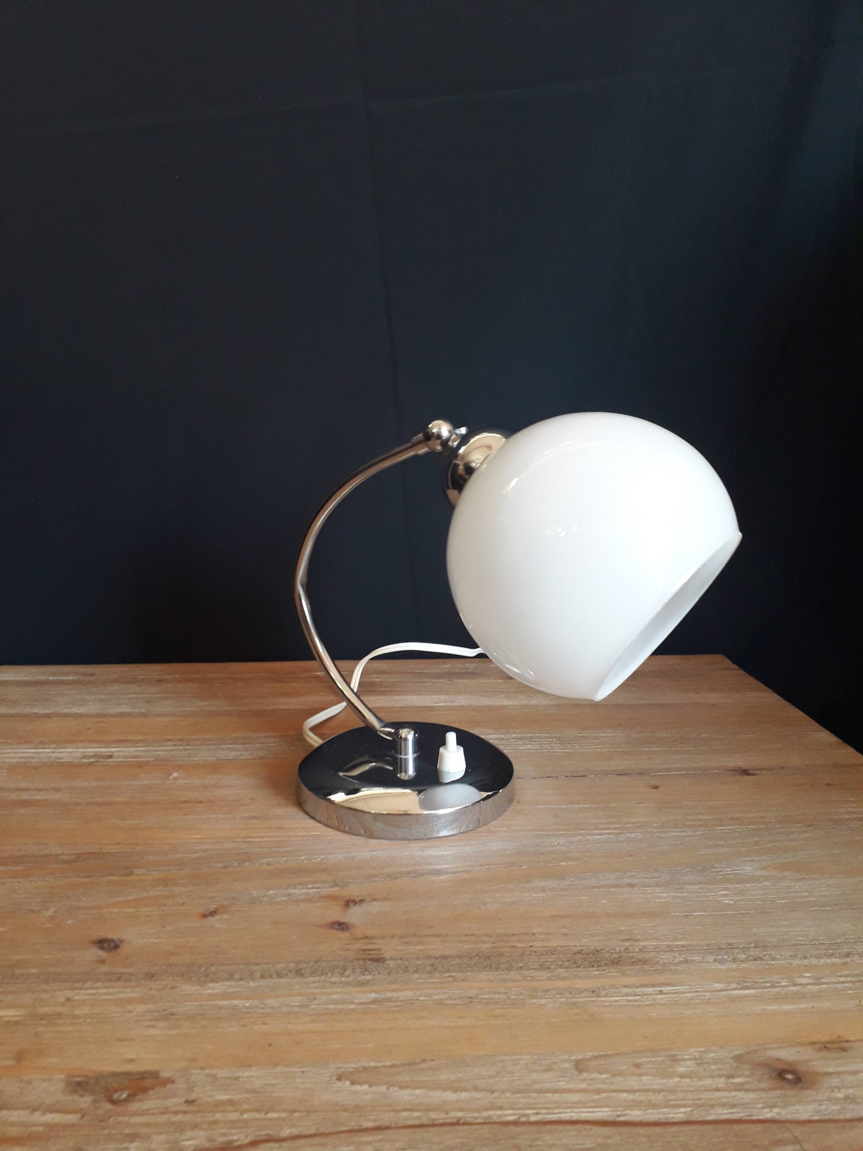 Table lamp / desk - Chrome metal and opaline globe - CIRCA 1950