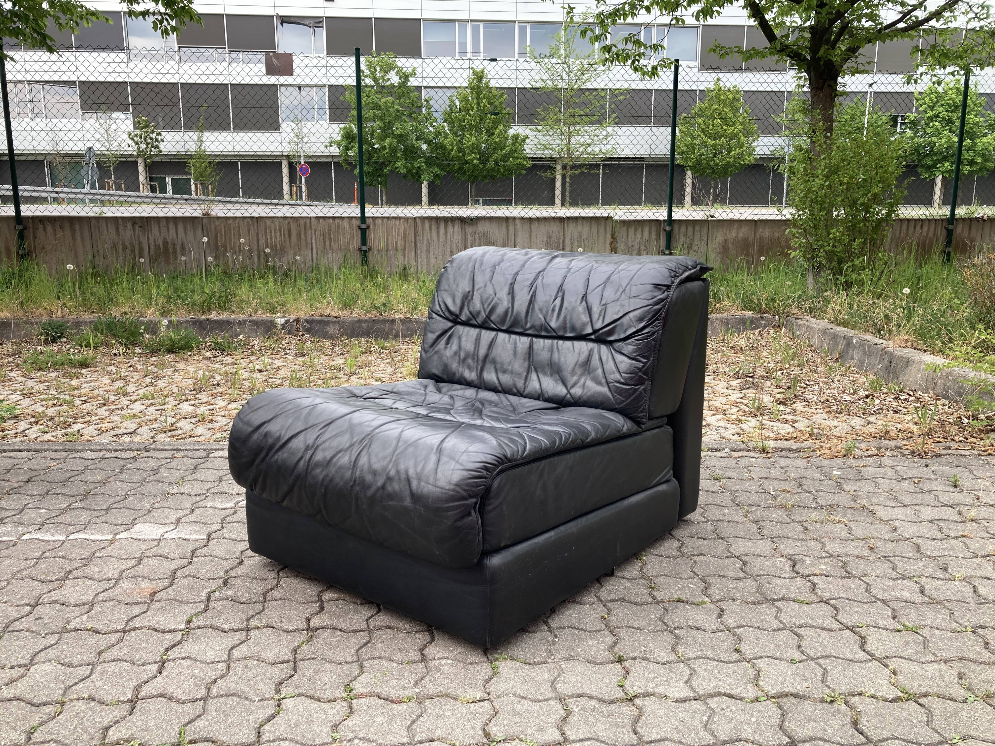 Dreipunkt International Modular Leather Sofa