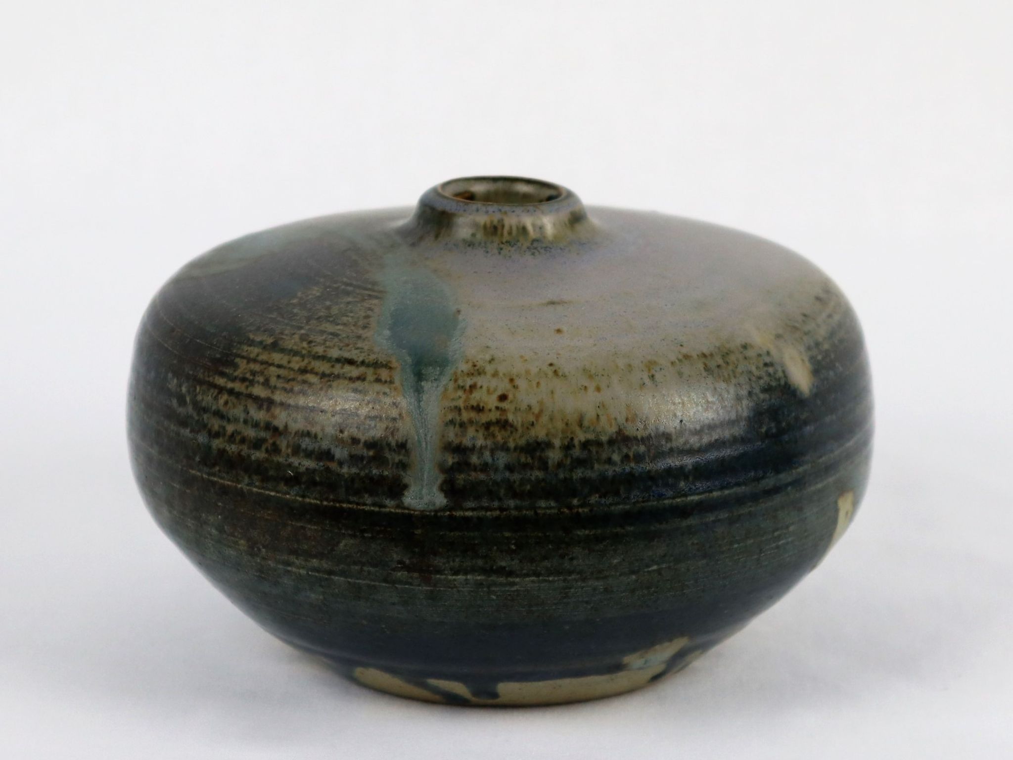 Basil vase in sandstone 1980