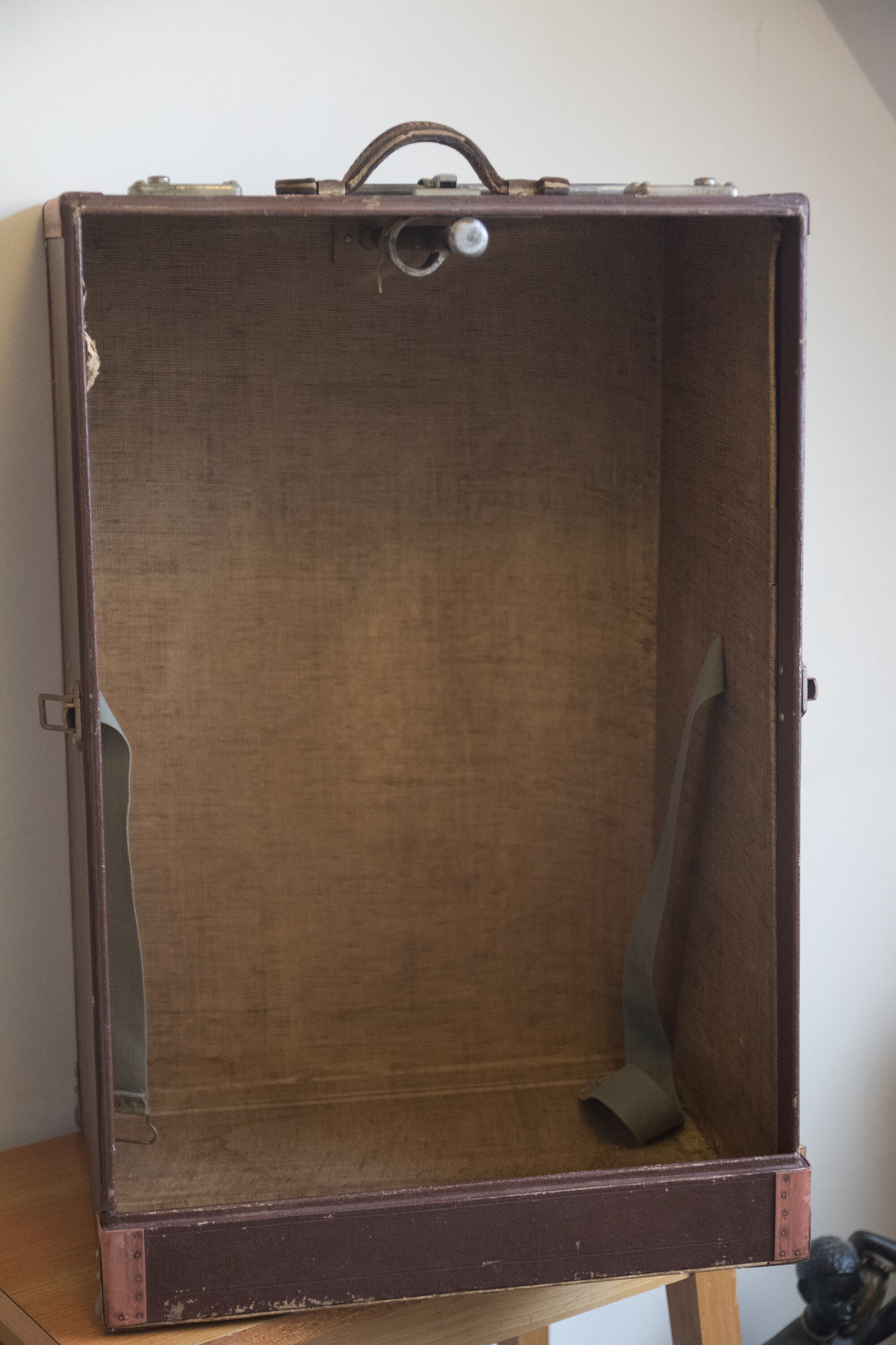 Vintage cabin trunk of the house "the bernard trunk"