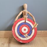 Shooting target with 3 arrows