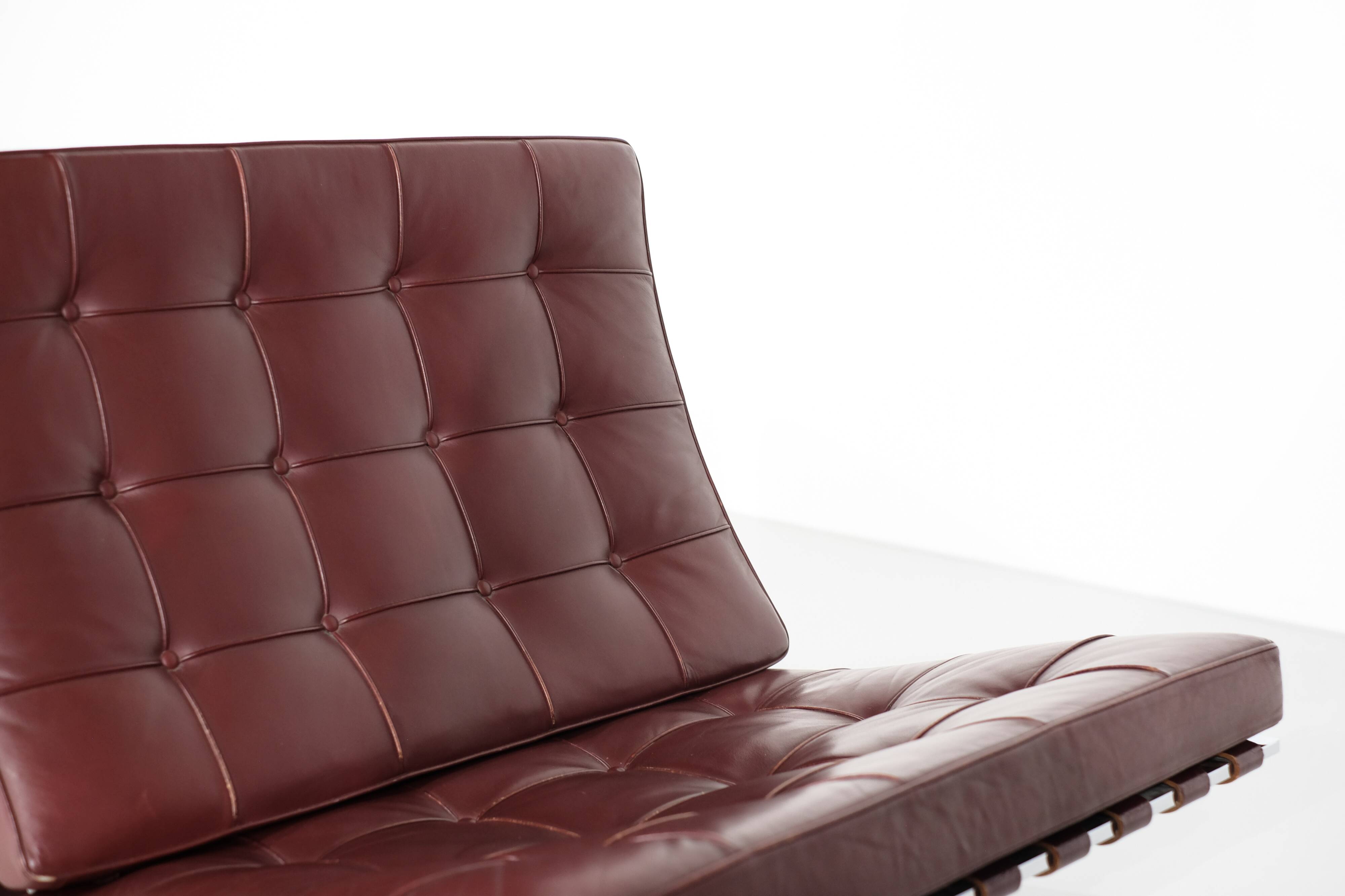 Paire de fauteuils Barcelona Ludwig Mies van der Rohe  Knoll.