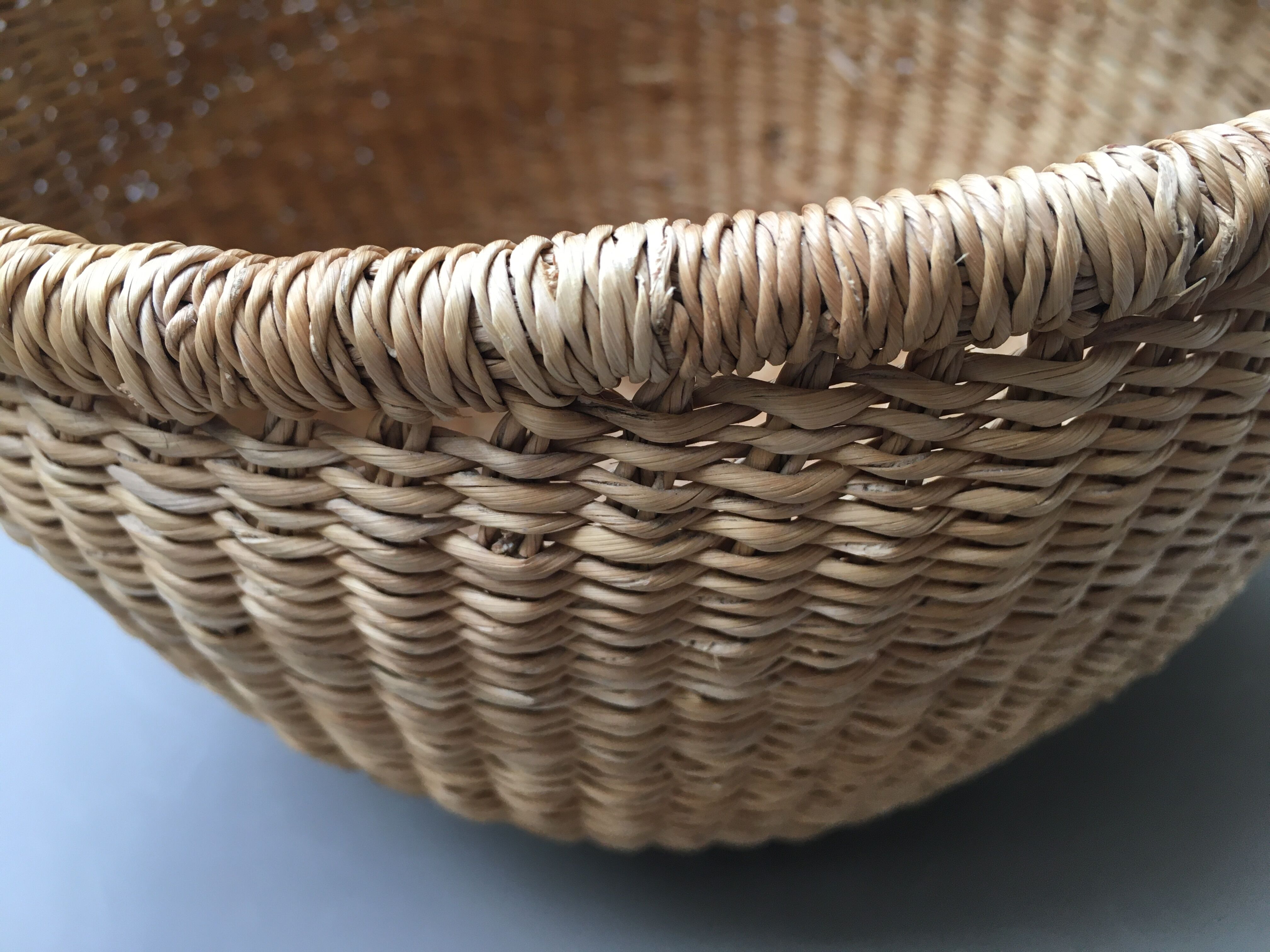 Small wicker basket