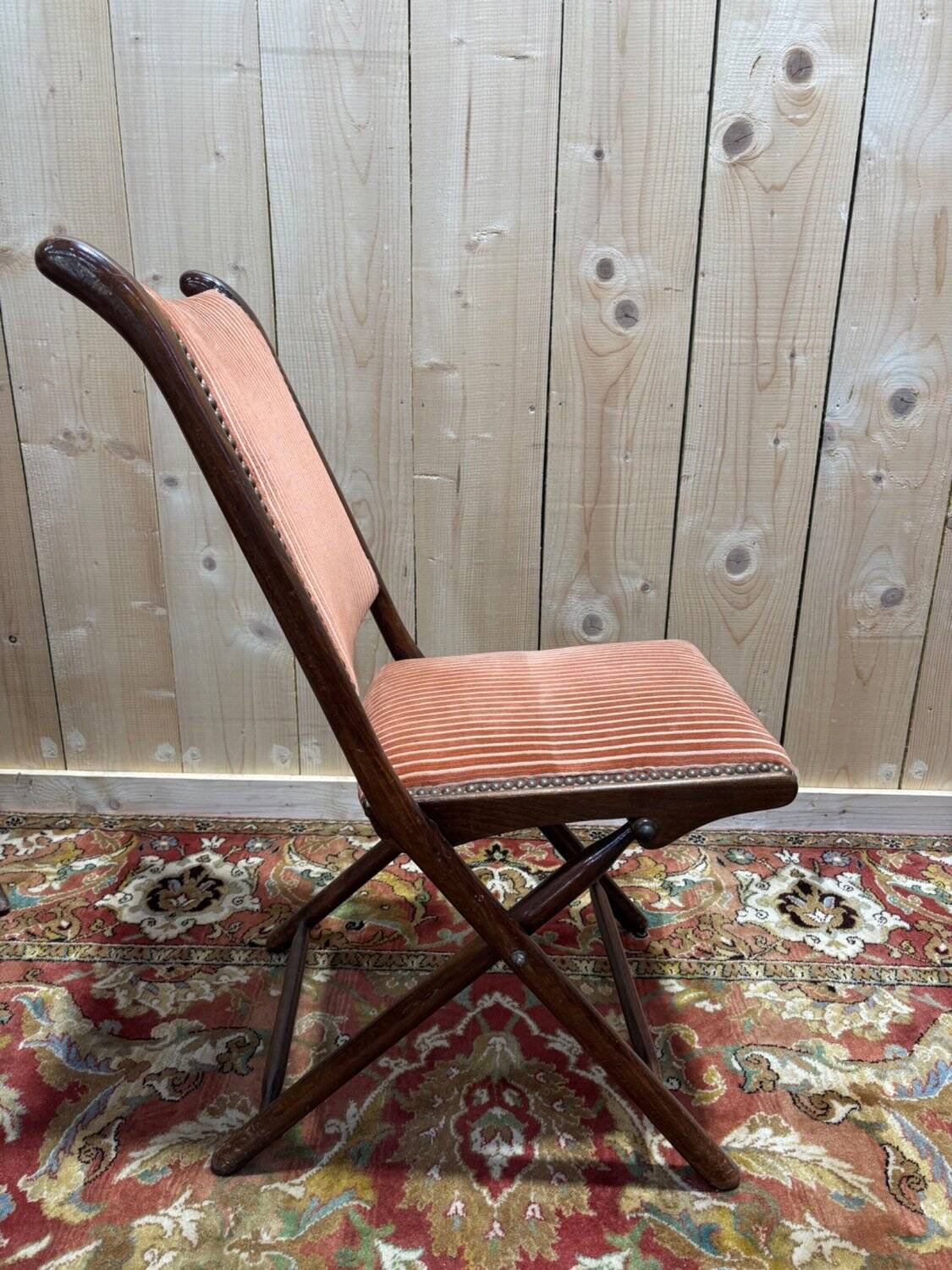Set of 6 folding chairs in mahogany