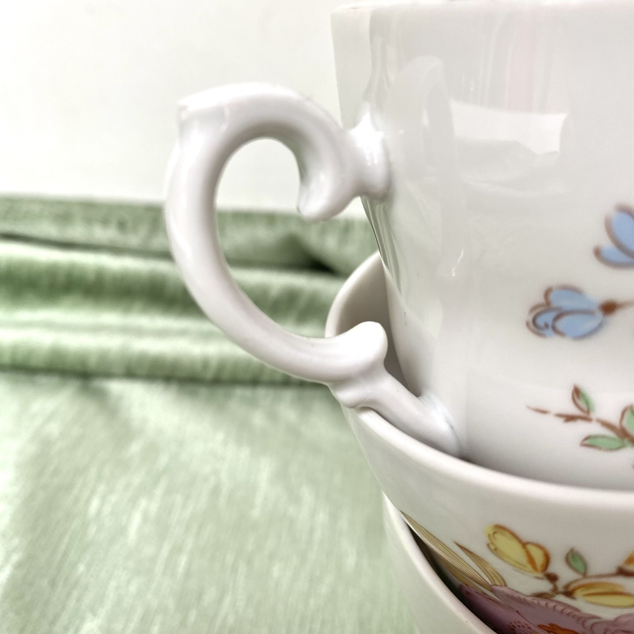 Tasses en porcelaine fine Bavaria
