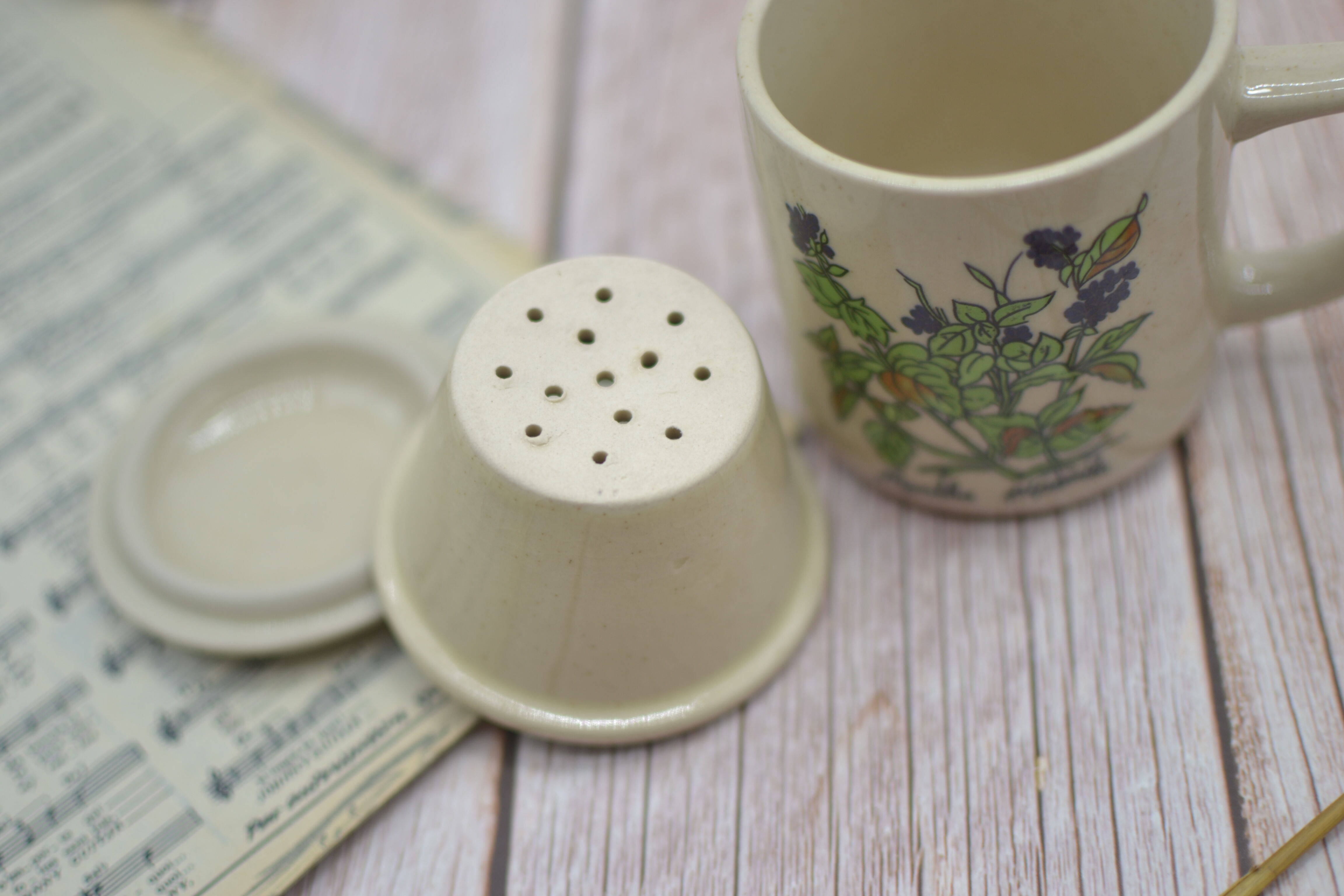 Old herbal tea in glazed stoneware Mentha piperita