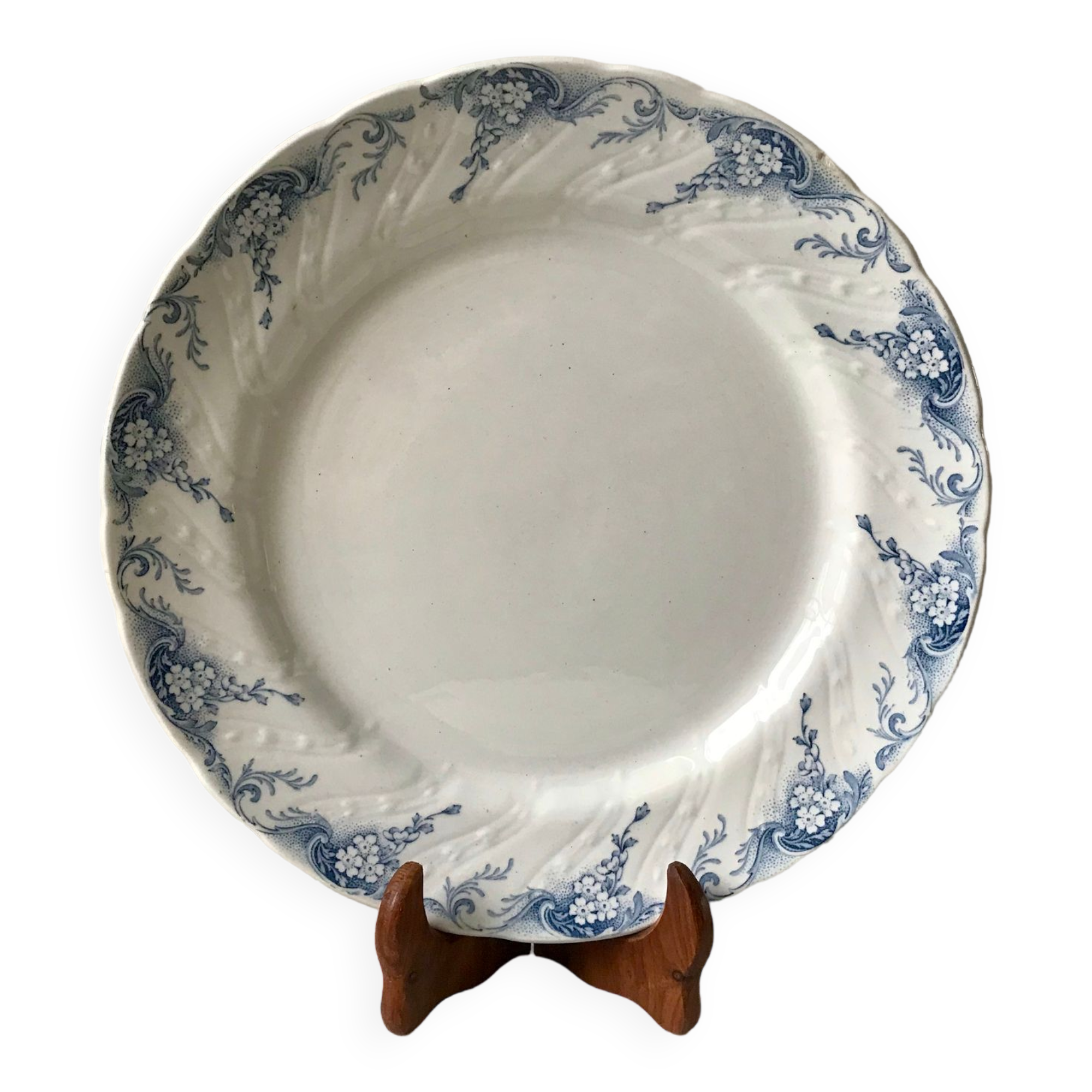 Round dish in Iron Earth K&G Lunéville model "Angèle" late 19th century