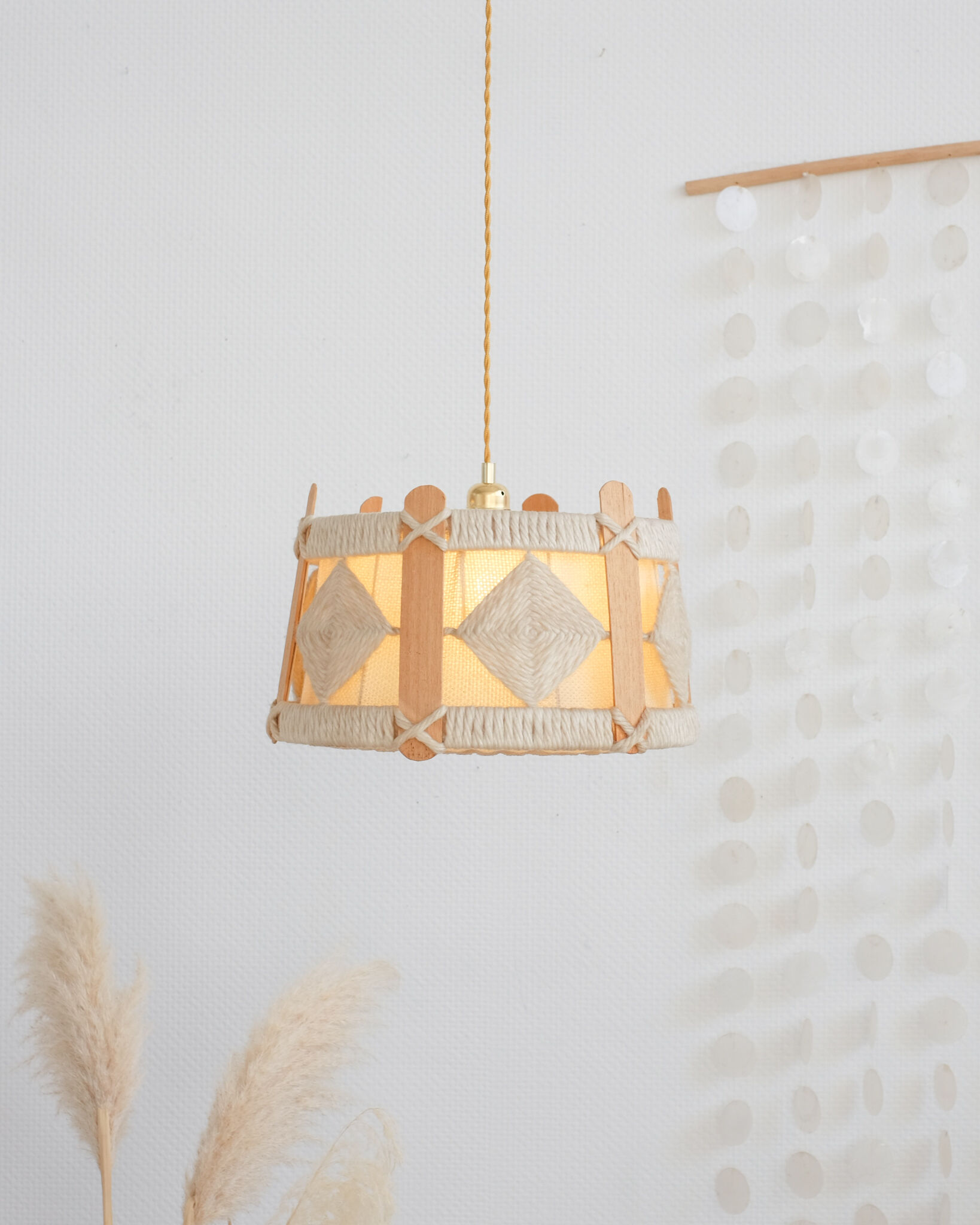 Vintage pendant lamp in wood and wool
