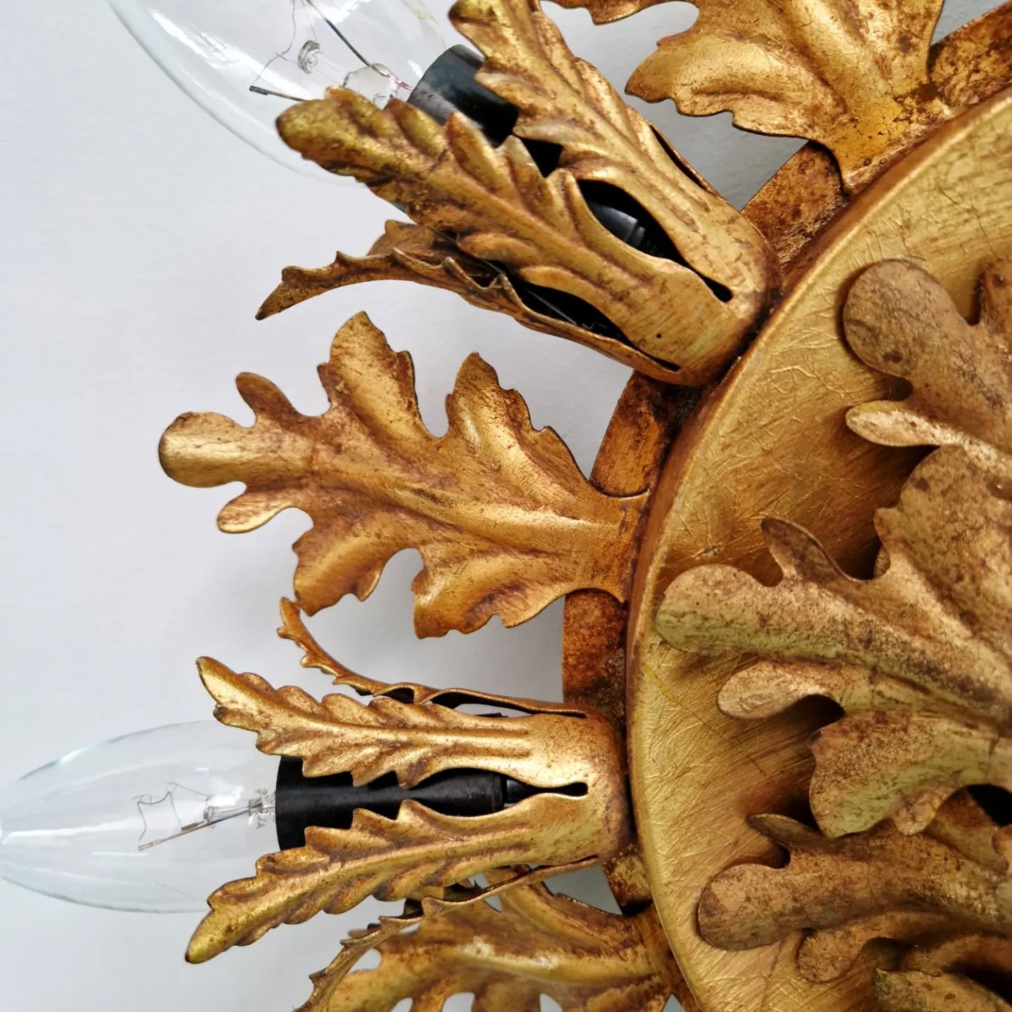 Floral ceiling light in gilded metal, Banci Firenze, Italy, 1970.