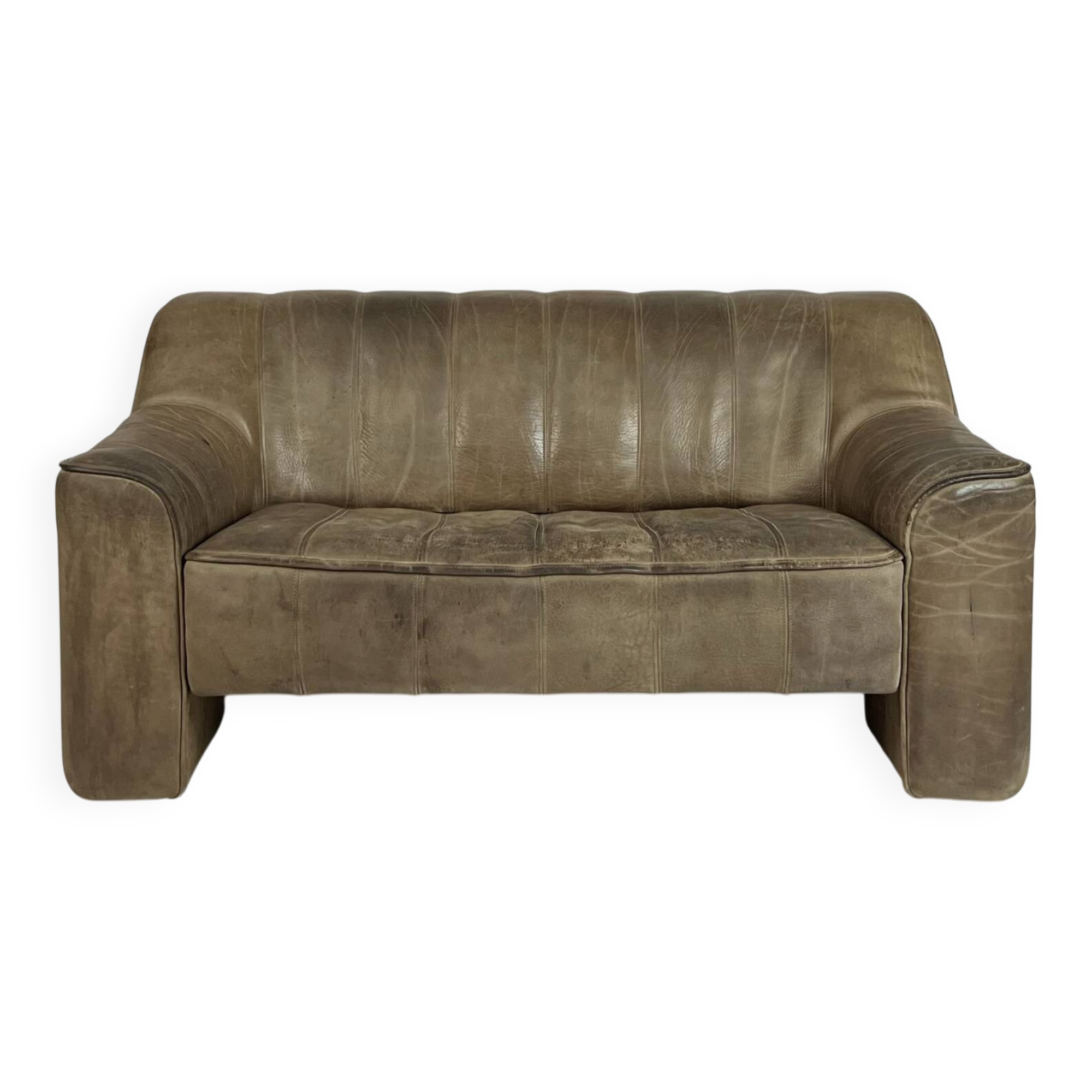 Vintage DS-44 de Sede leather sofa couch buffalo leather 70s