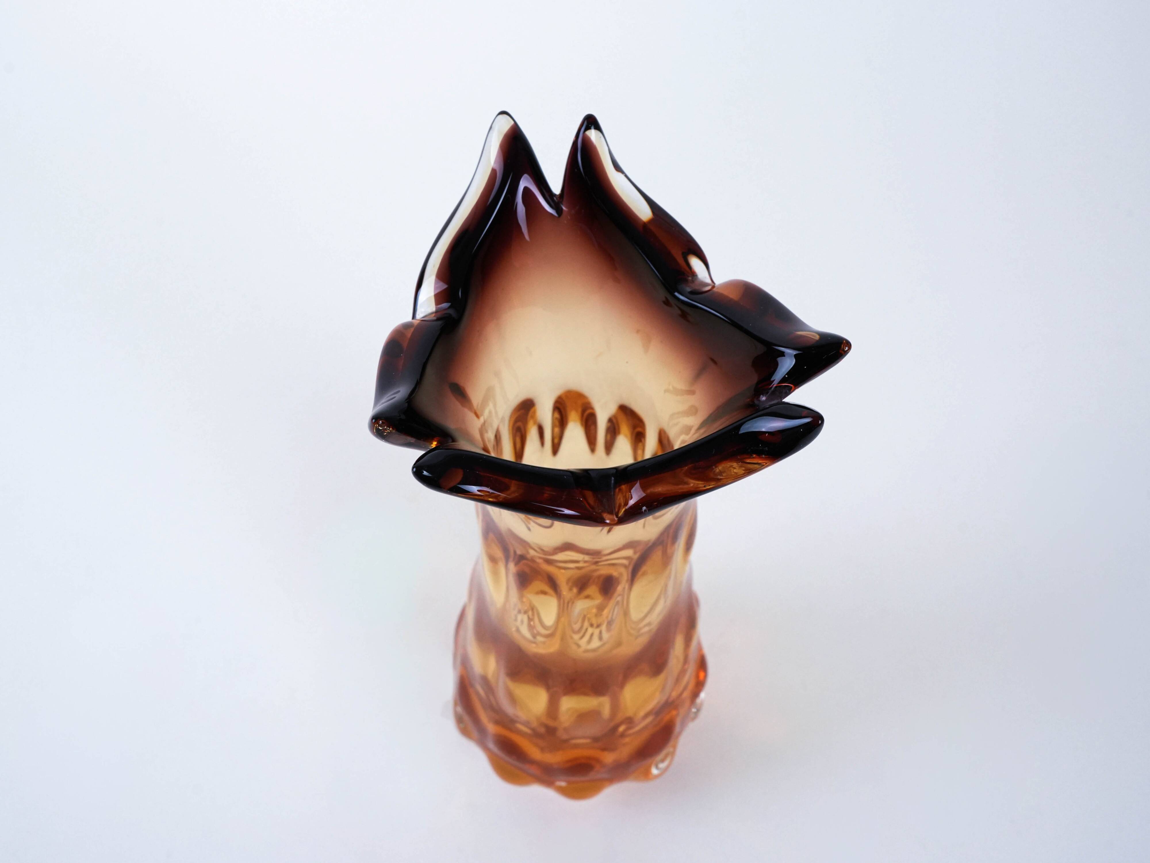Vase en verre, verre de Murano, années 1960, fabriqué en Italie