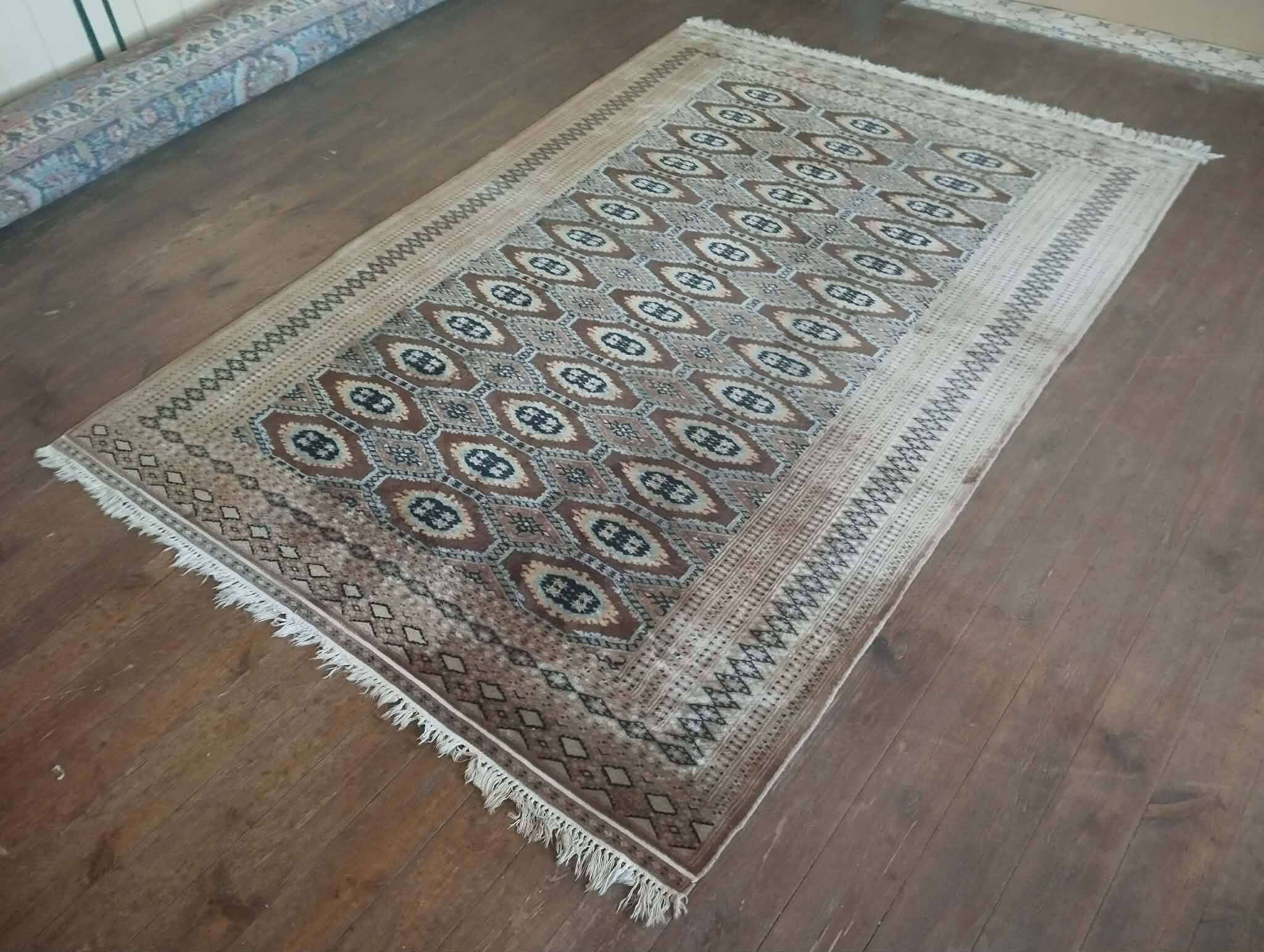 Tapis Pakistanais Boukhara fait main 230x161cm