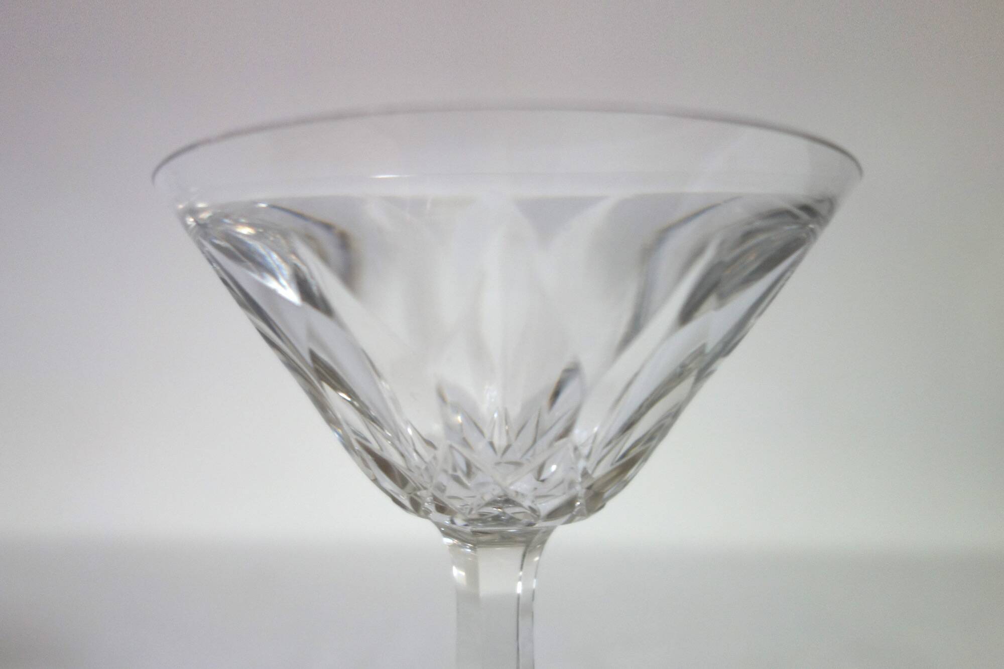 8 Baccarat Tourville champagne coupes