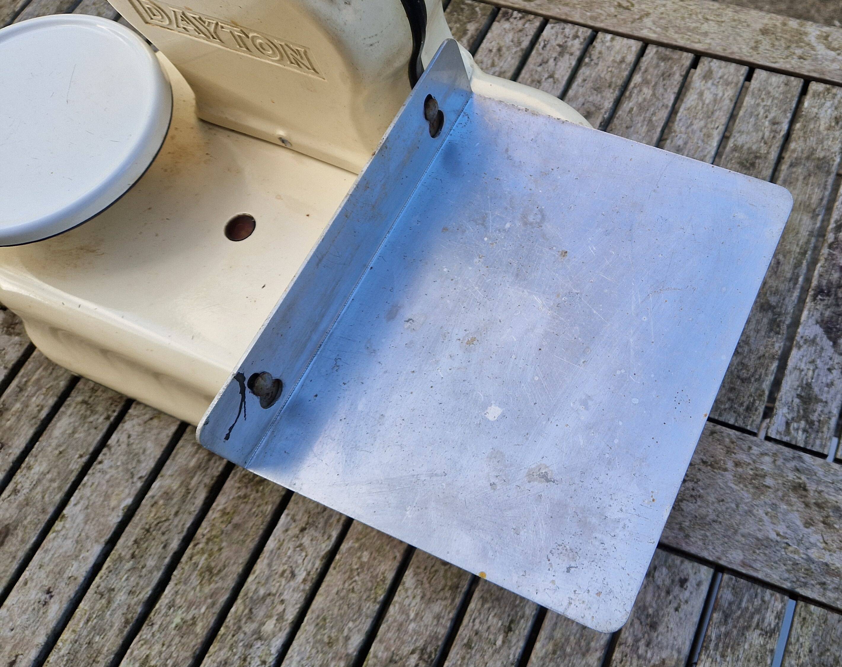 Antique Testut Dayton white bakelite grocery scale, 1960s