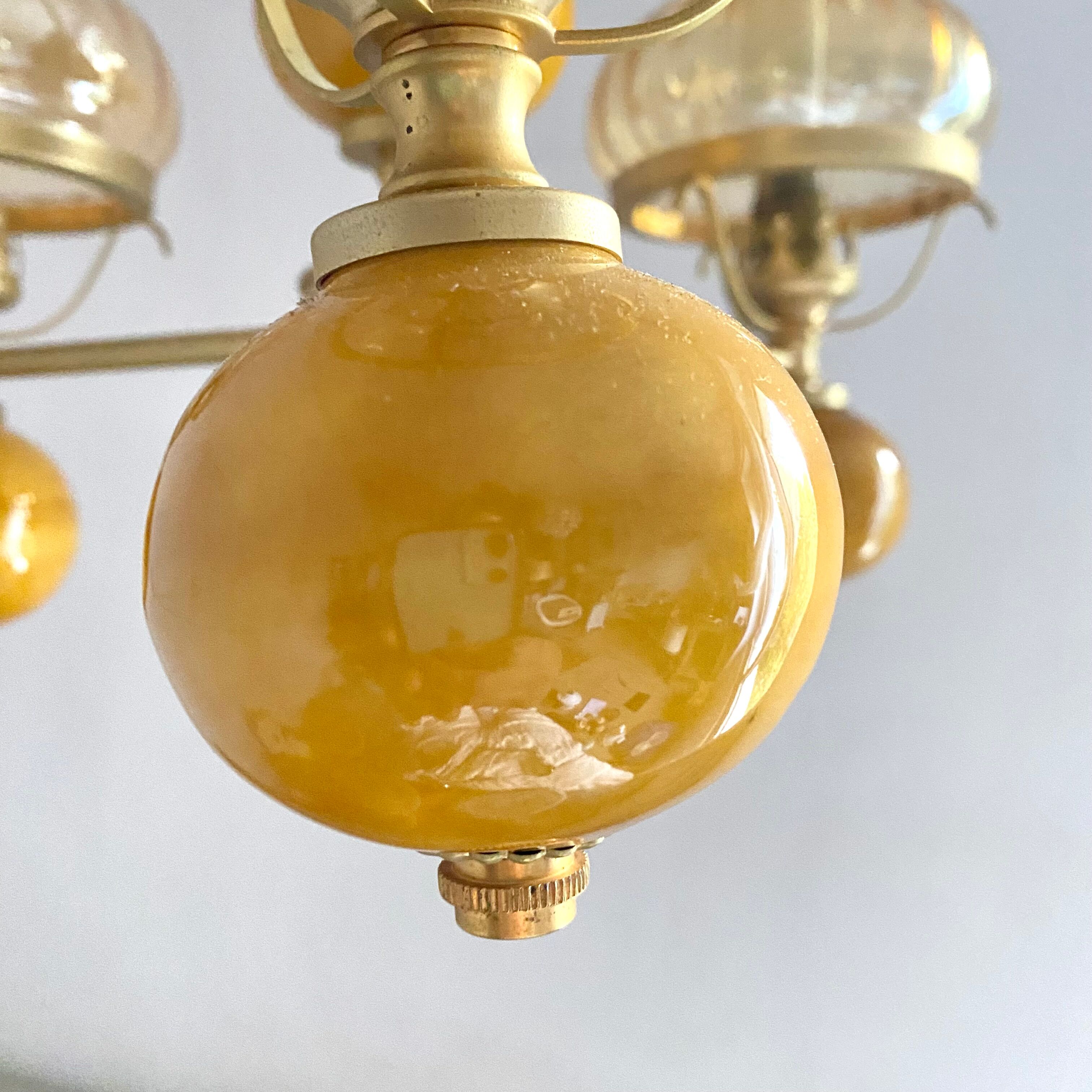 Chandelier vintage globes