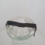 Bocal en verre avec attache