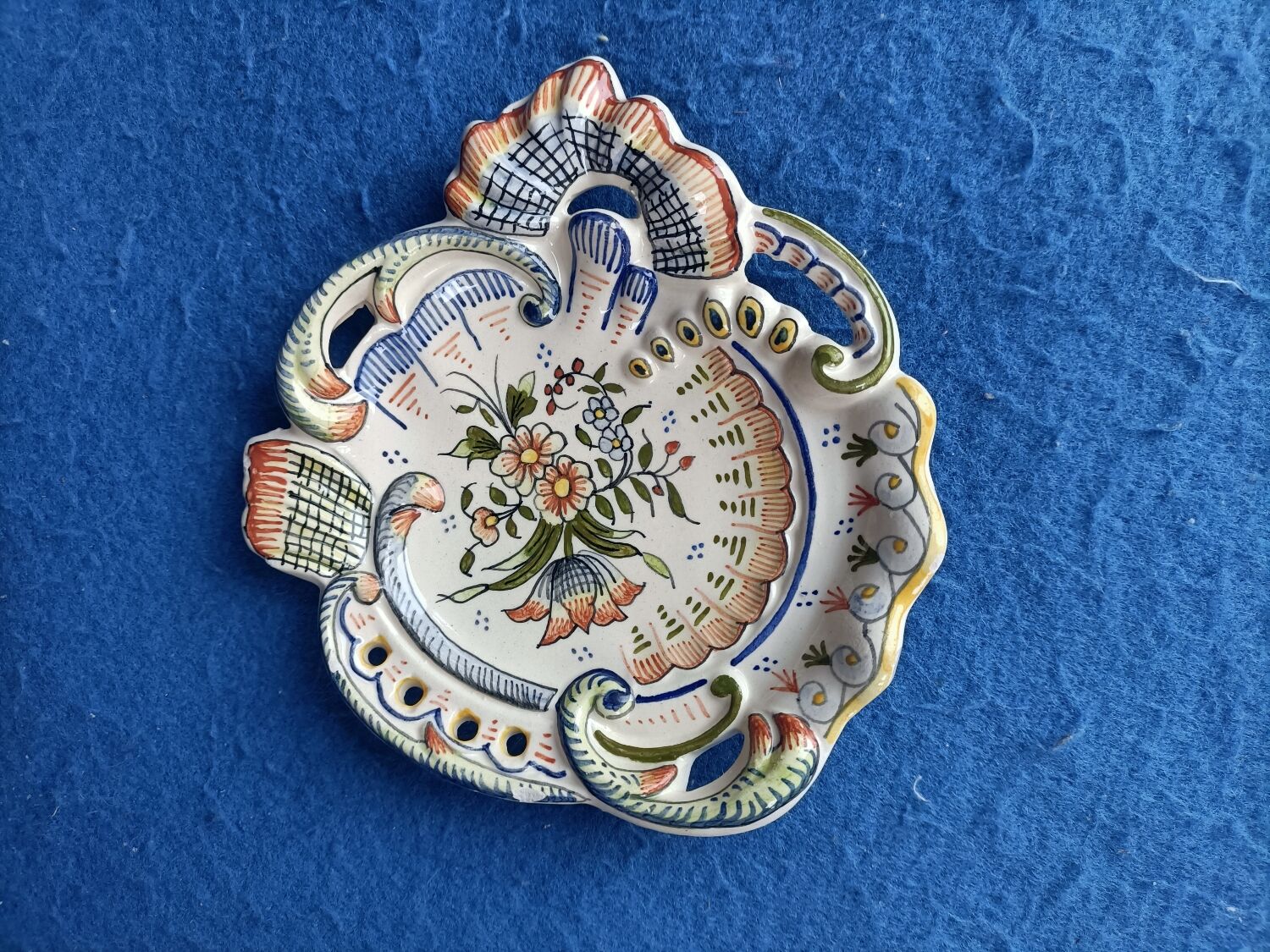 Handmade ashtray from Desvres pottery 💐
