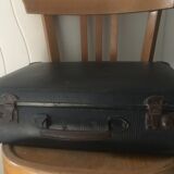 Suitcase reinforced cardboard