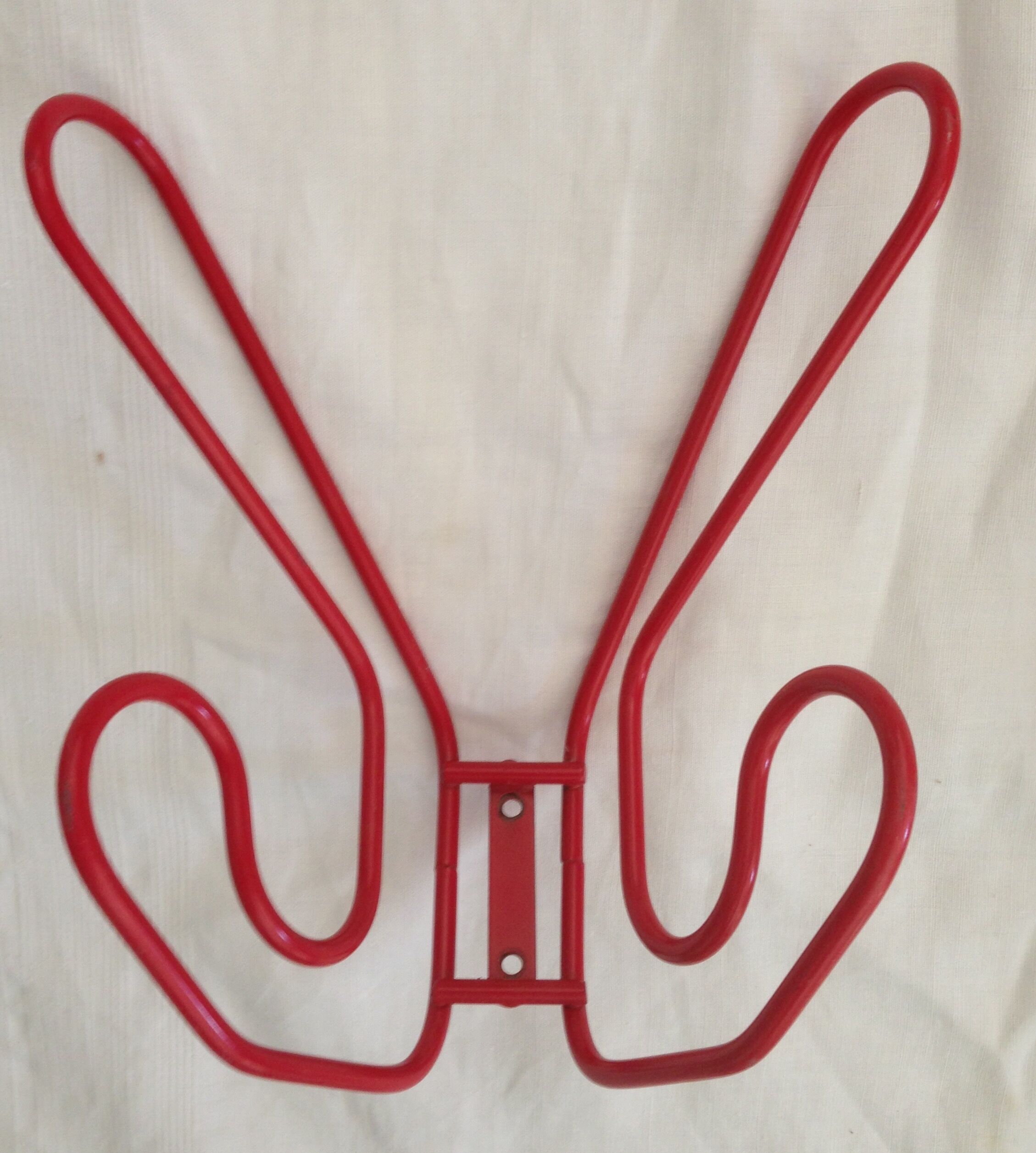 Pair of butterfly and demi-vestiaire of the 70 hooks