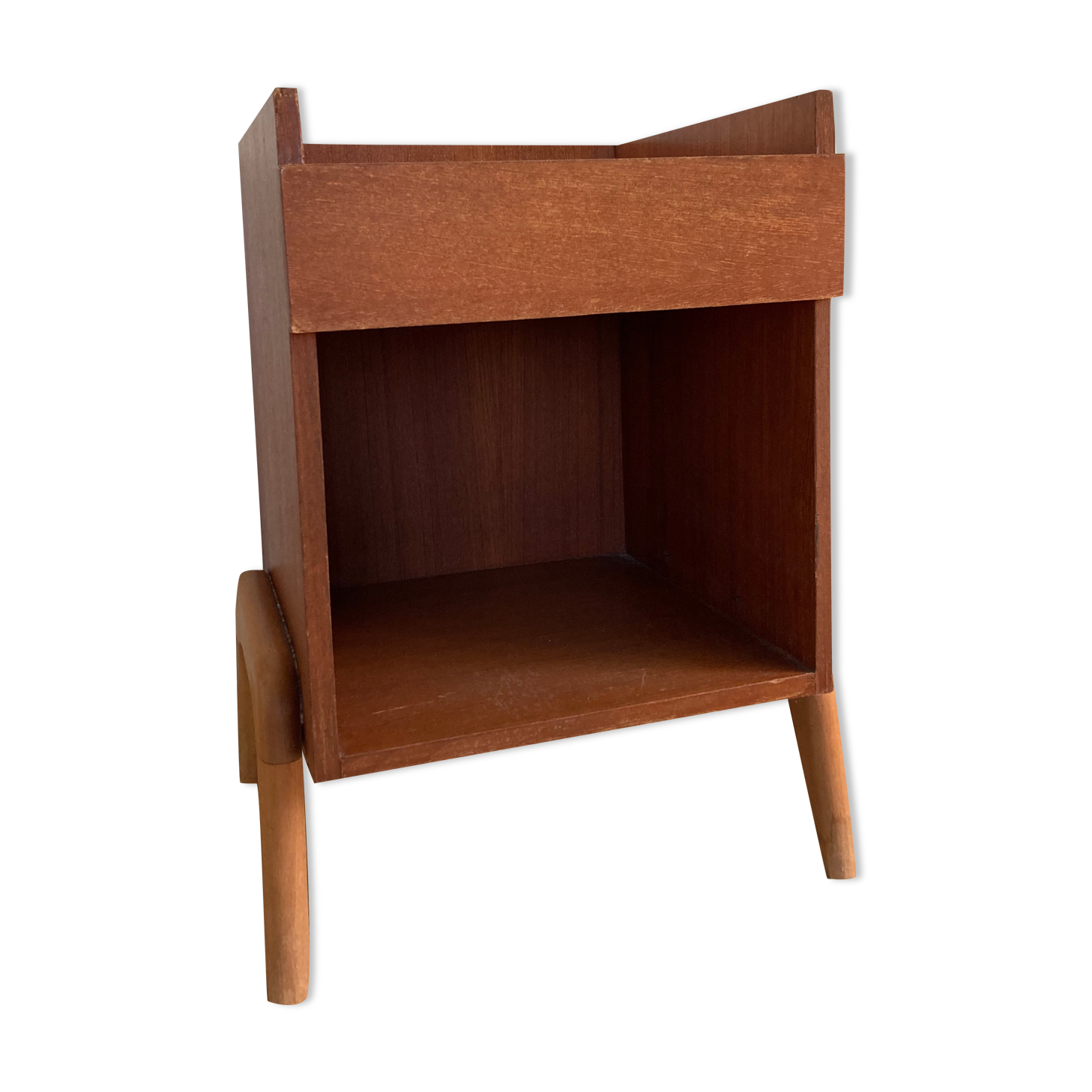 Scandinavian bedside