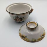 Covered earthenware pot