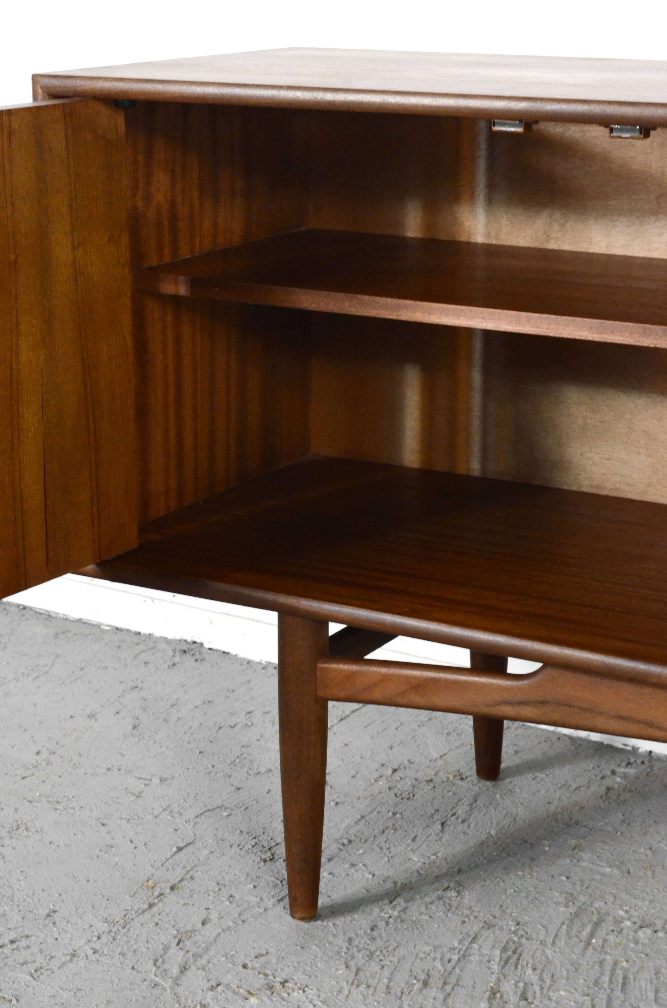 Buffet vintage Mid-Century en Afromosia et teck