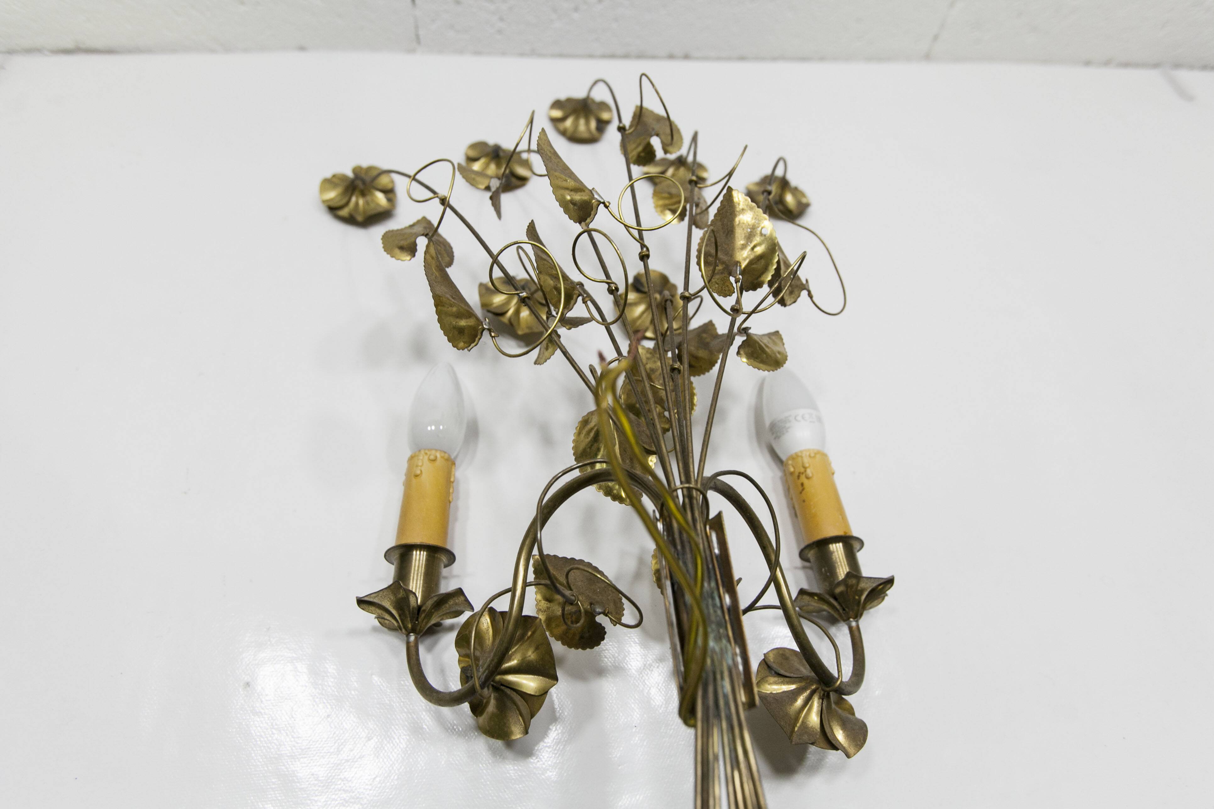 Pair of double flower bouquet sconces in brass 1960