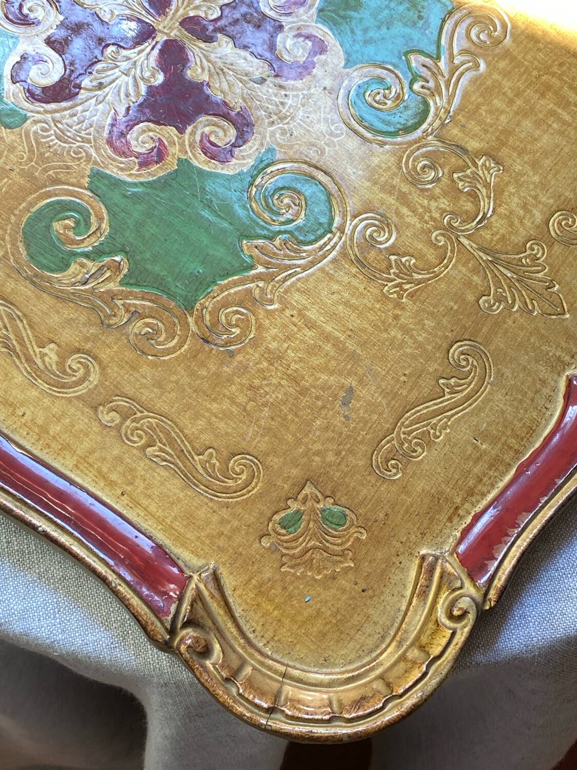 Large Florentine wooden tray