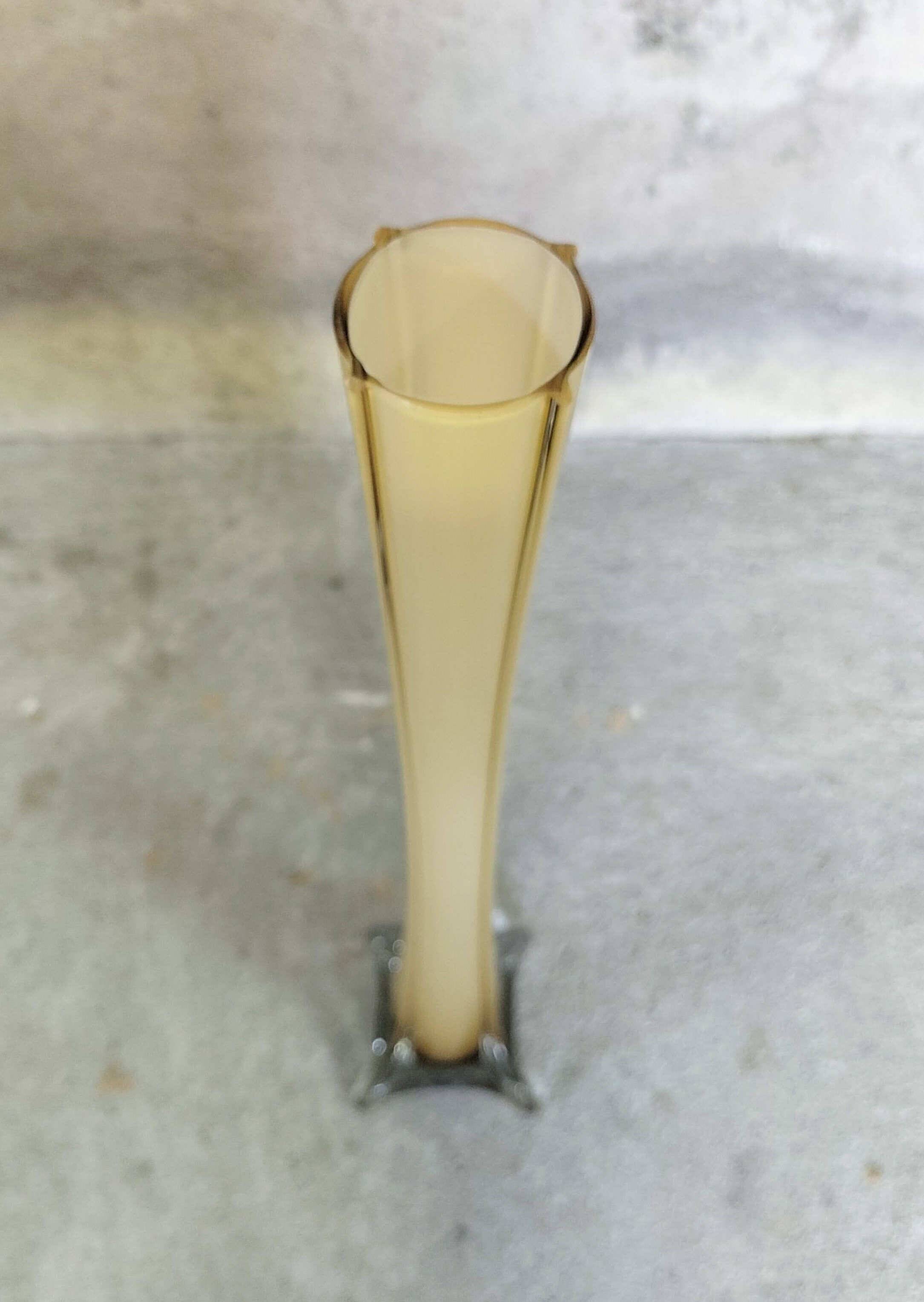 Large yellow soliflore vase
