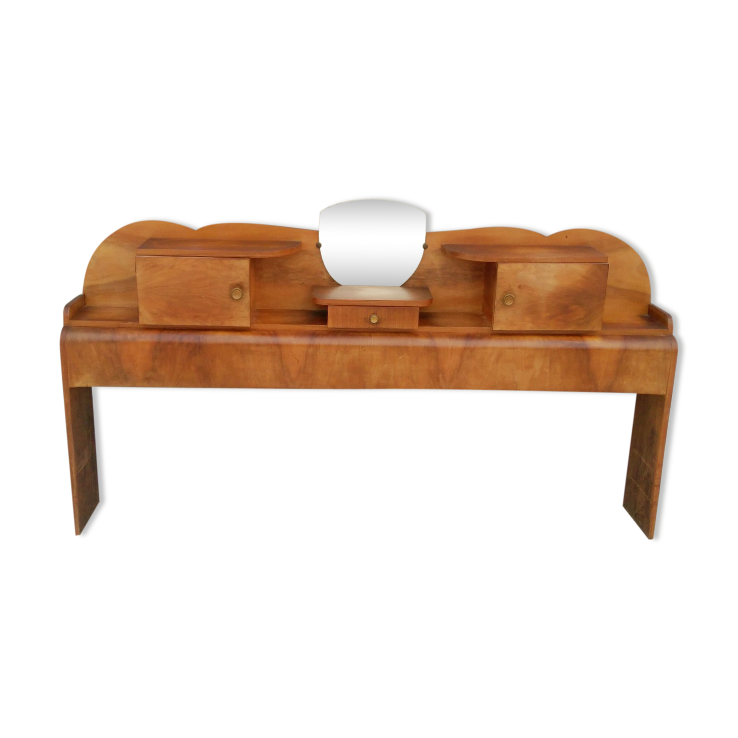 Cosy Art Deco headboard